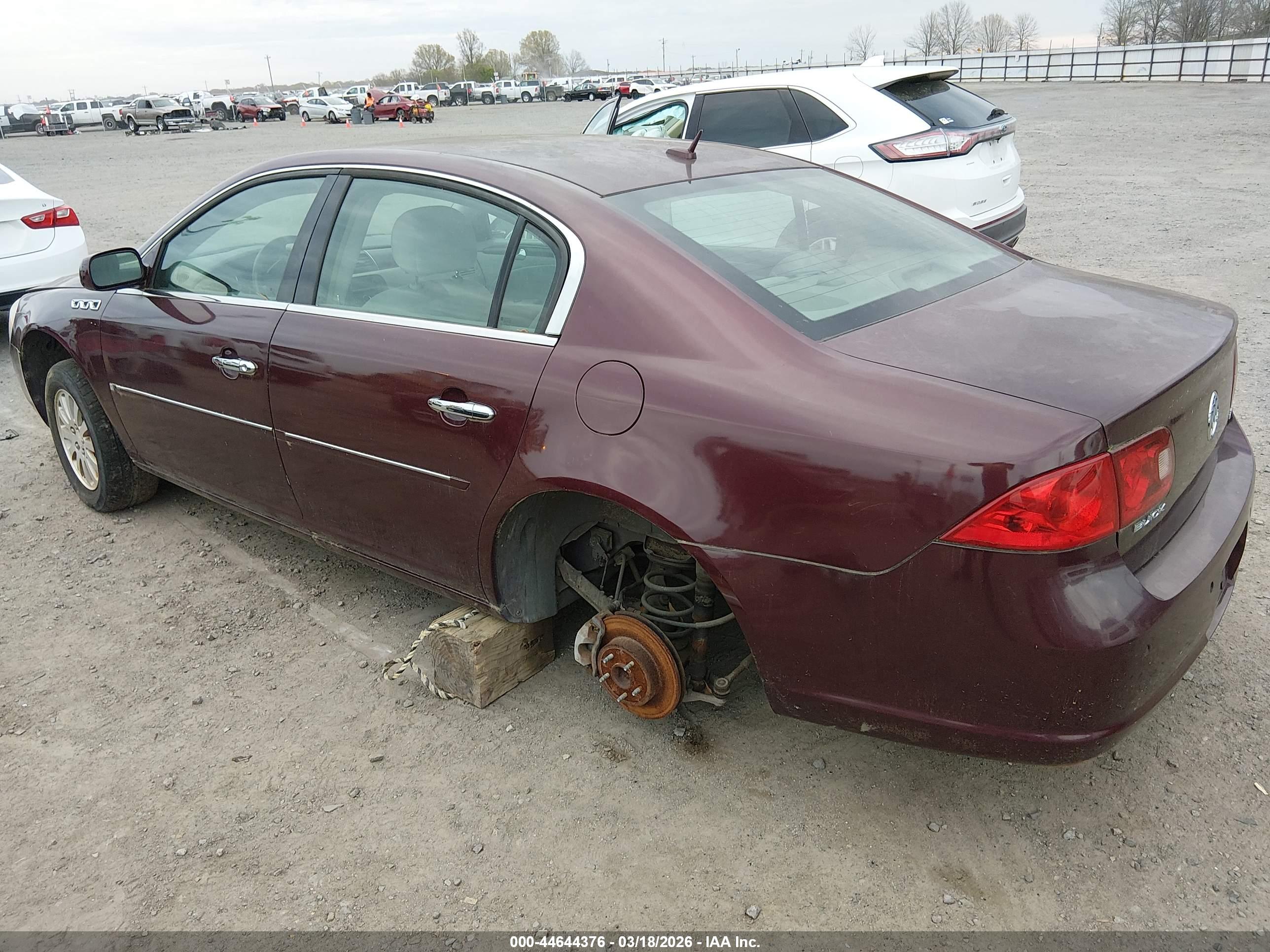 BUICK LUCERNE image 3