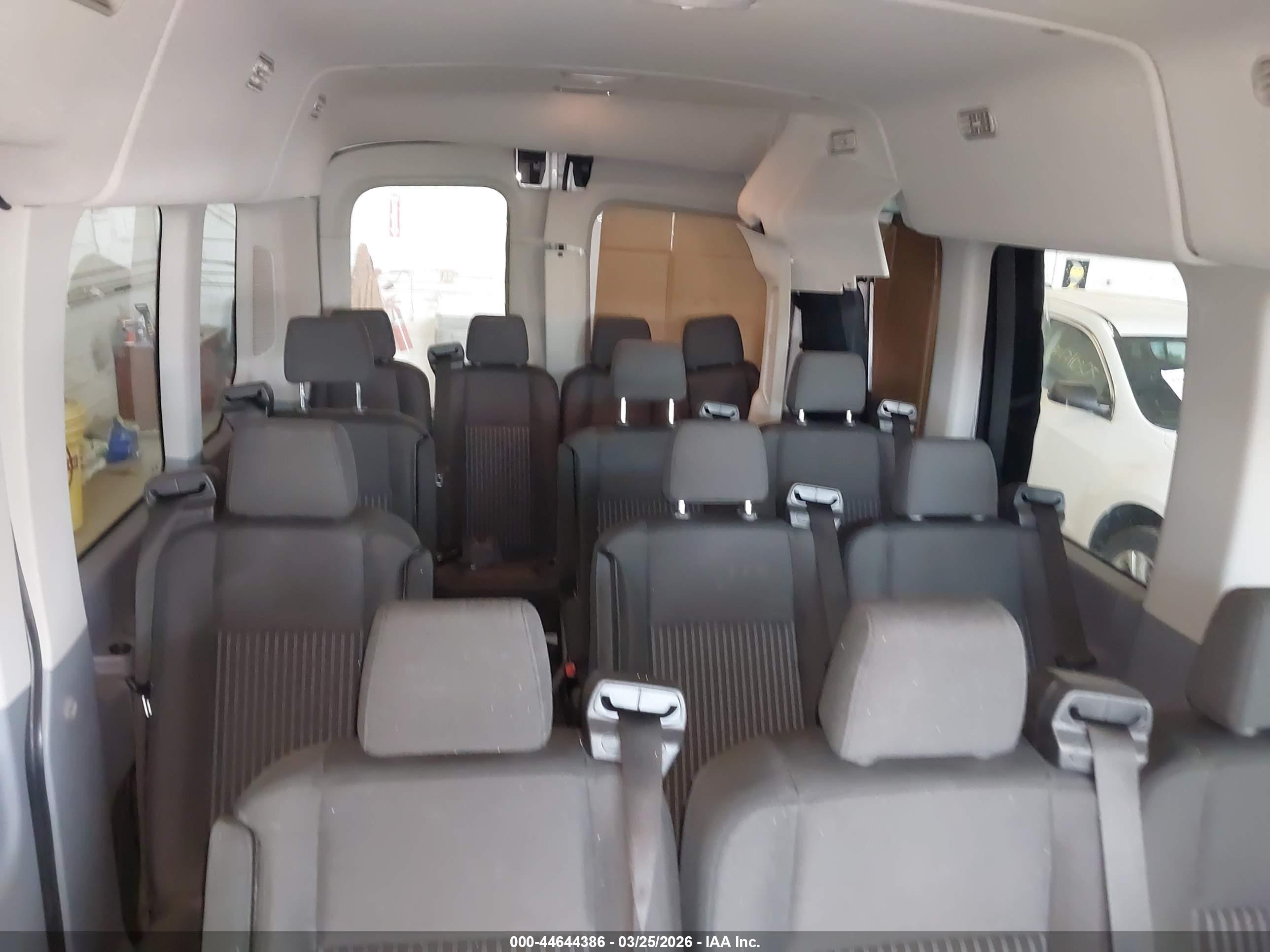 FORD TRANSIT-350 image 8
