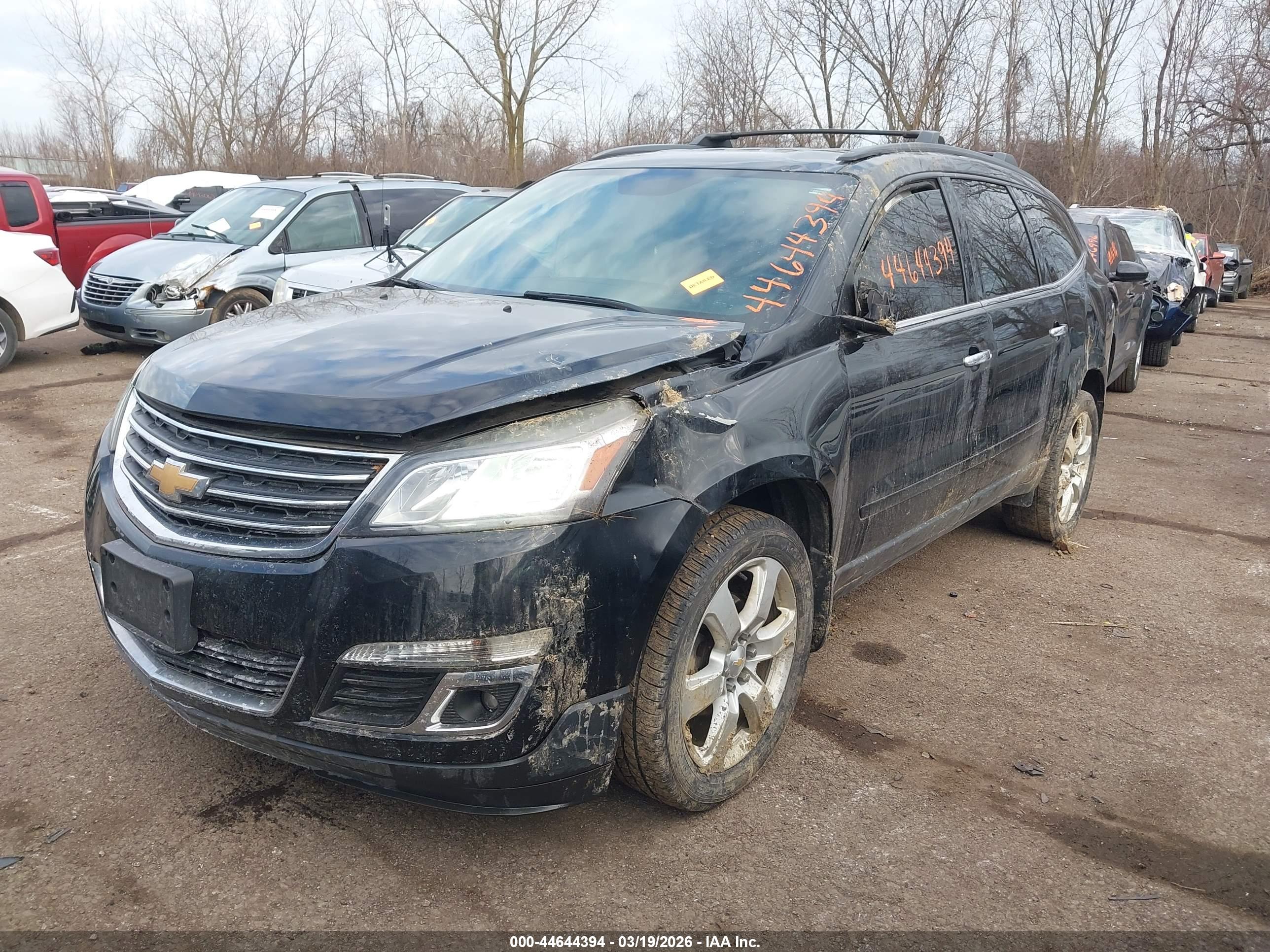 CHEVROLET TRAVERSE image 2
