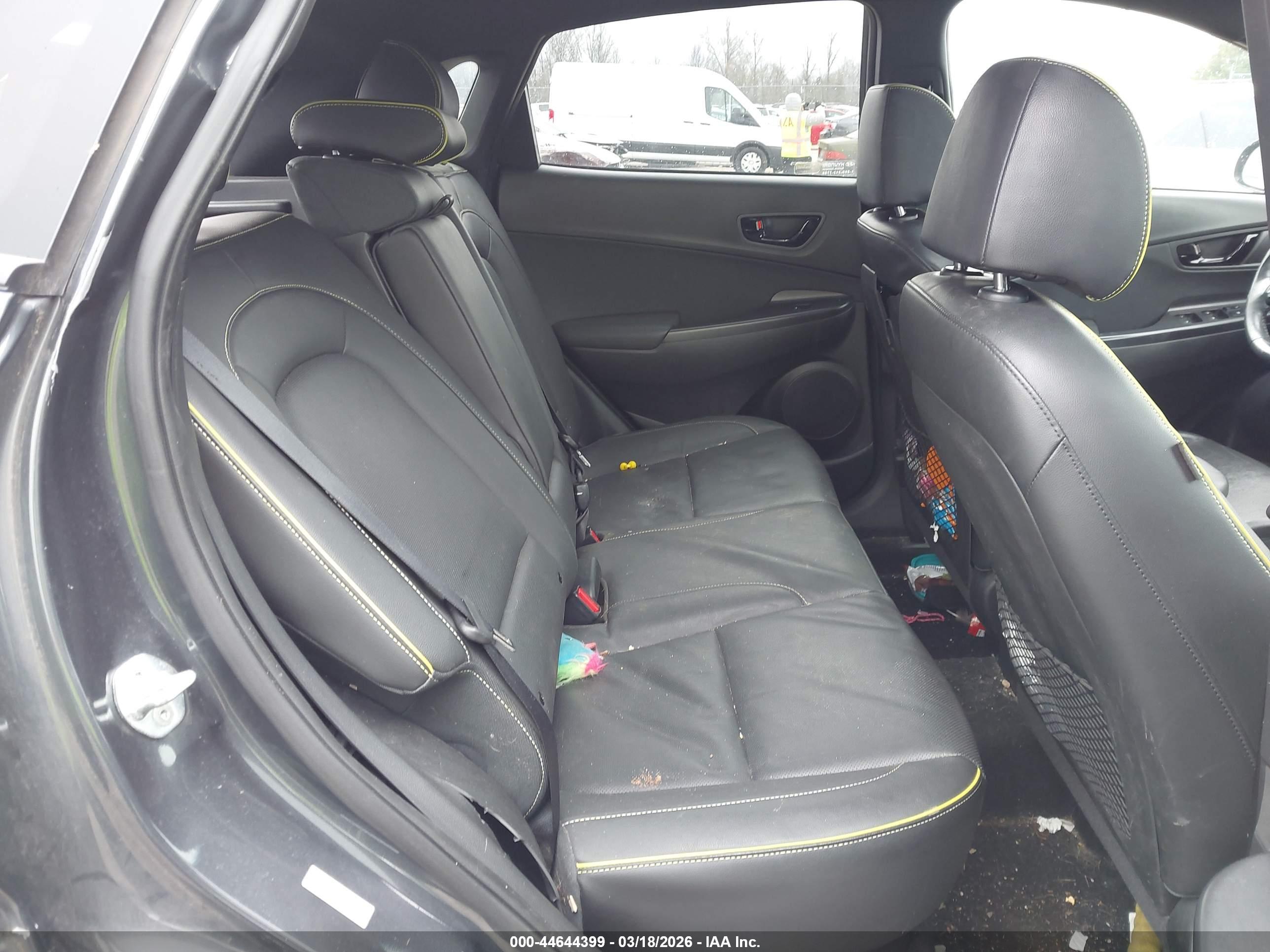 HYUNDAI KONA image 8