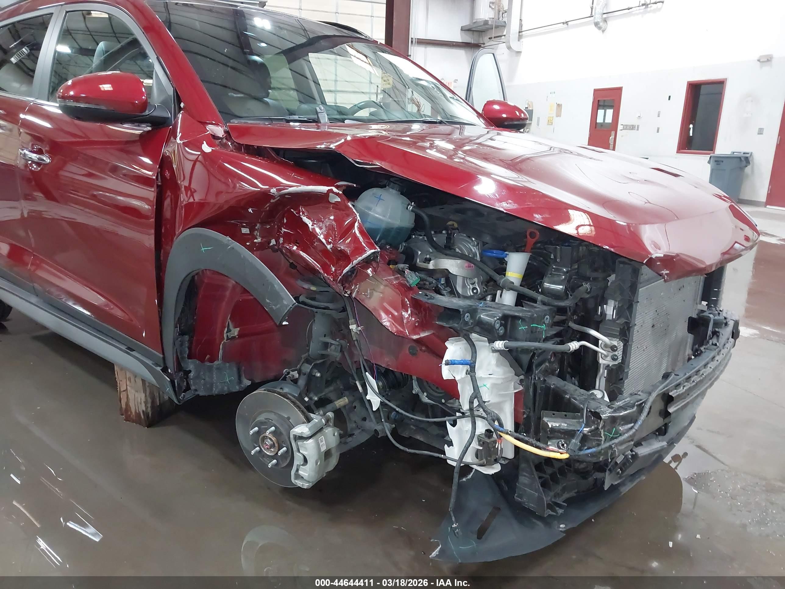HYUNDAI TUCSON image 6