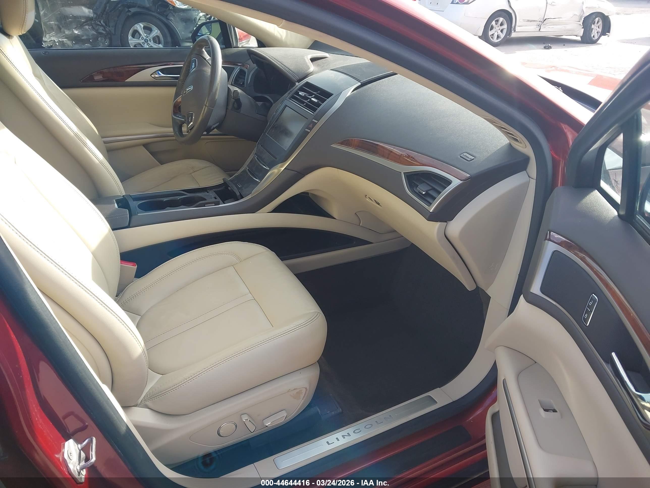 LINCOLN MKZ image 5