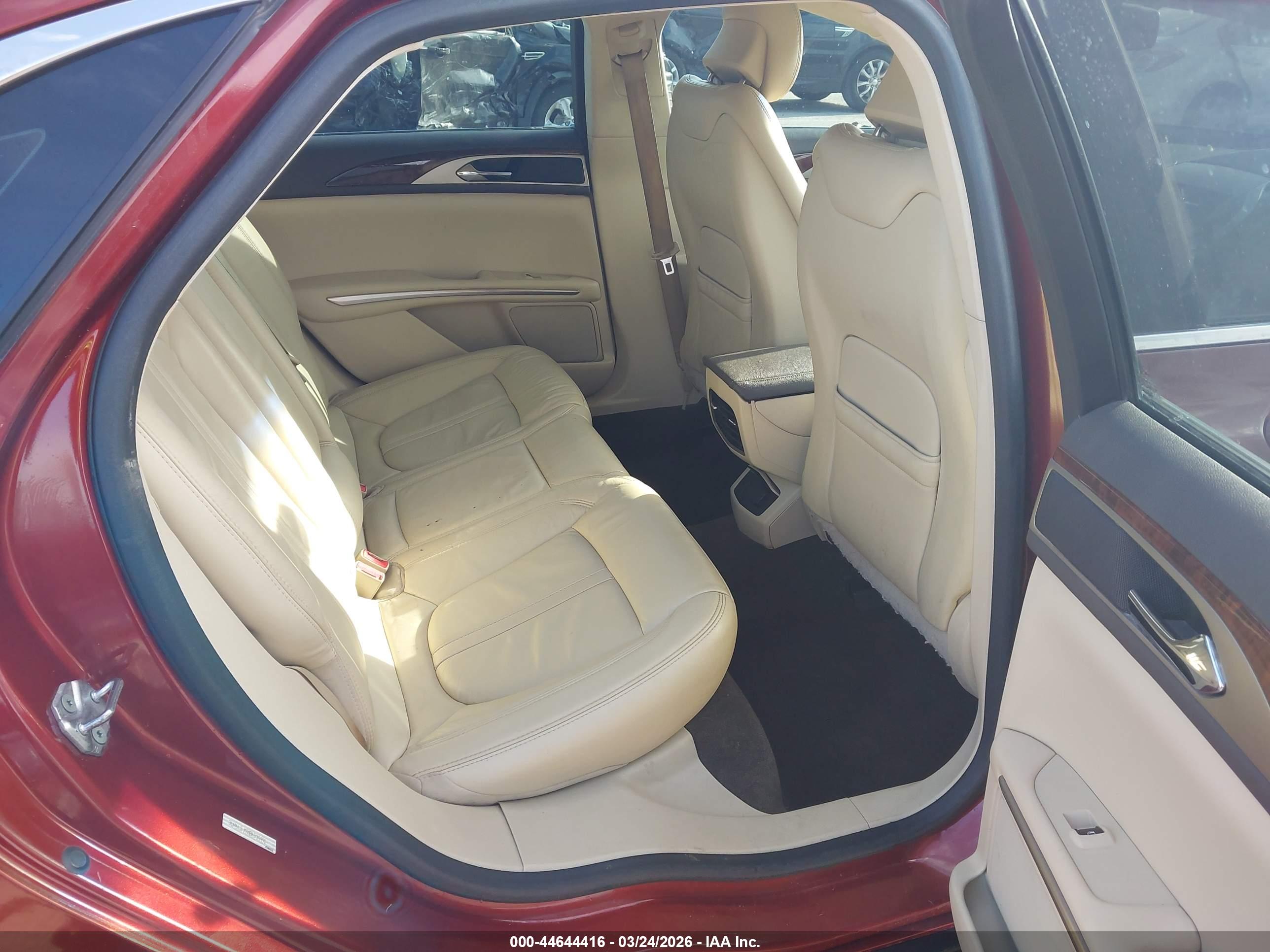 LINCOLN MKZ image 8