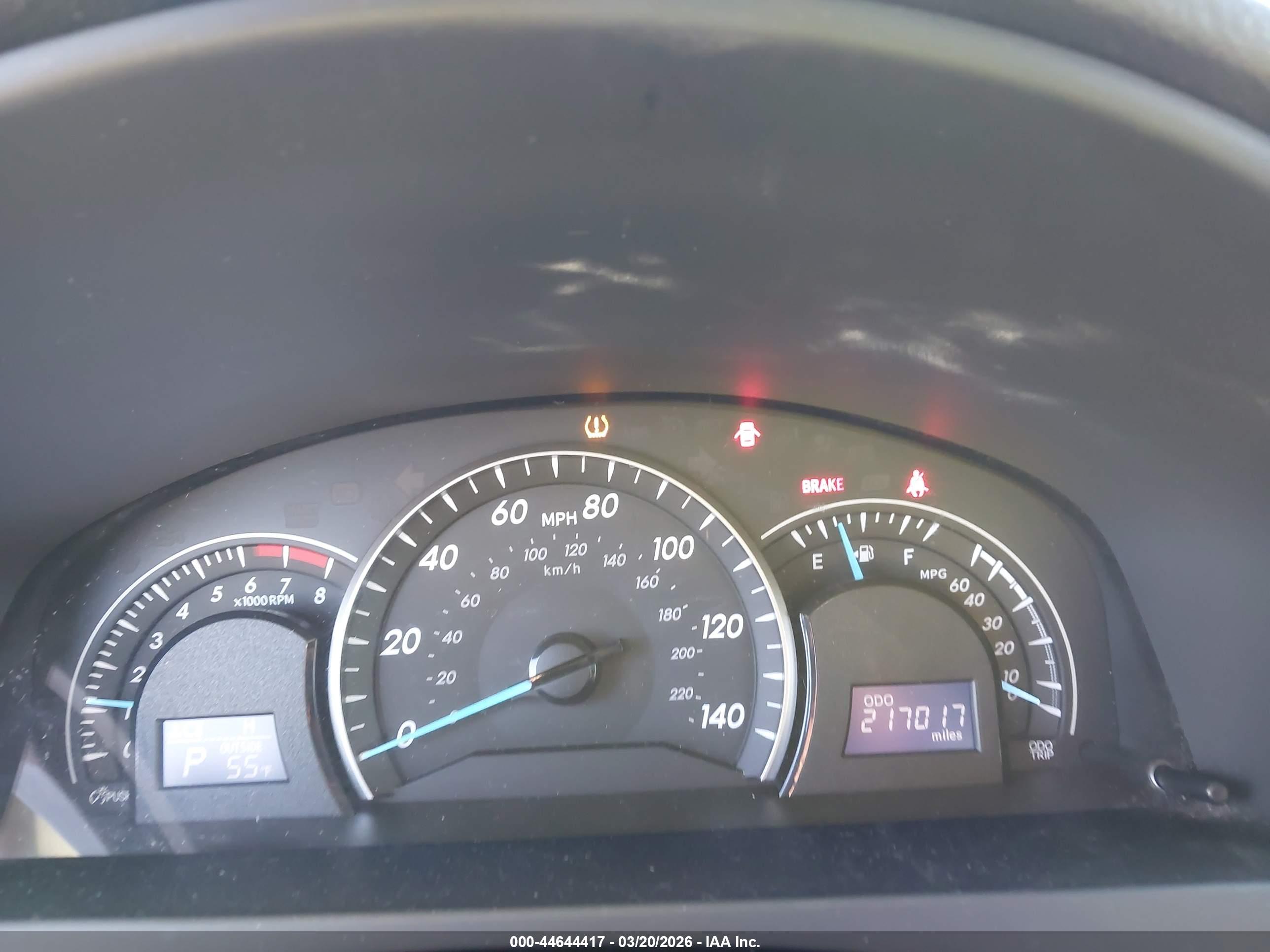 TOYOTA CAMRY image 7