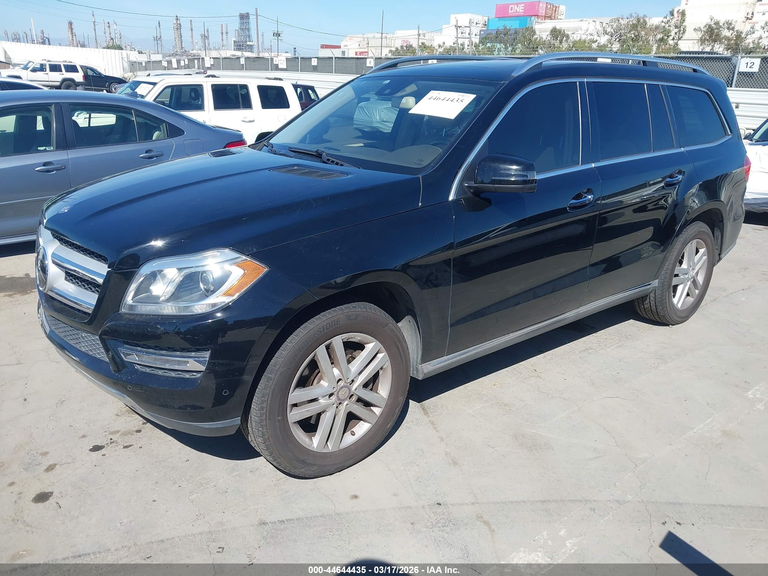 MERCEDES-BENZ GL image 2