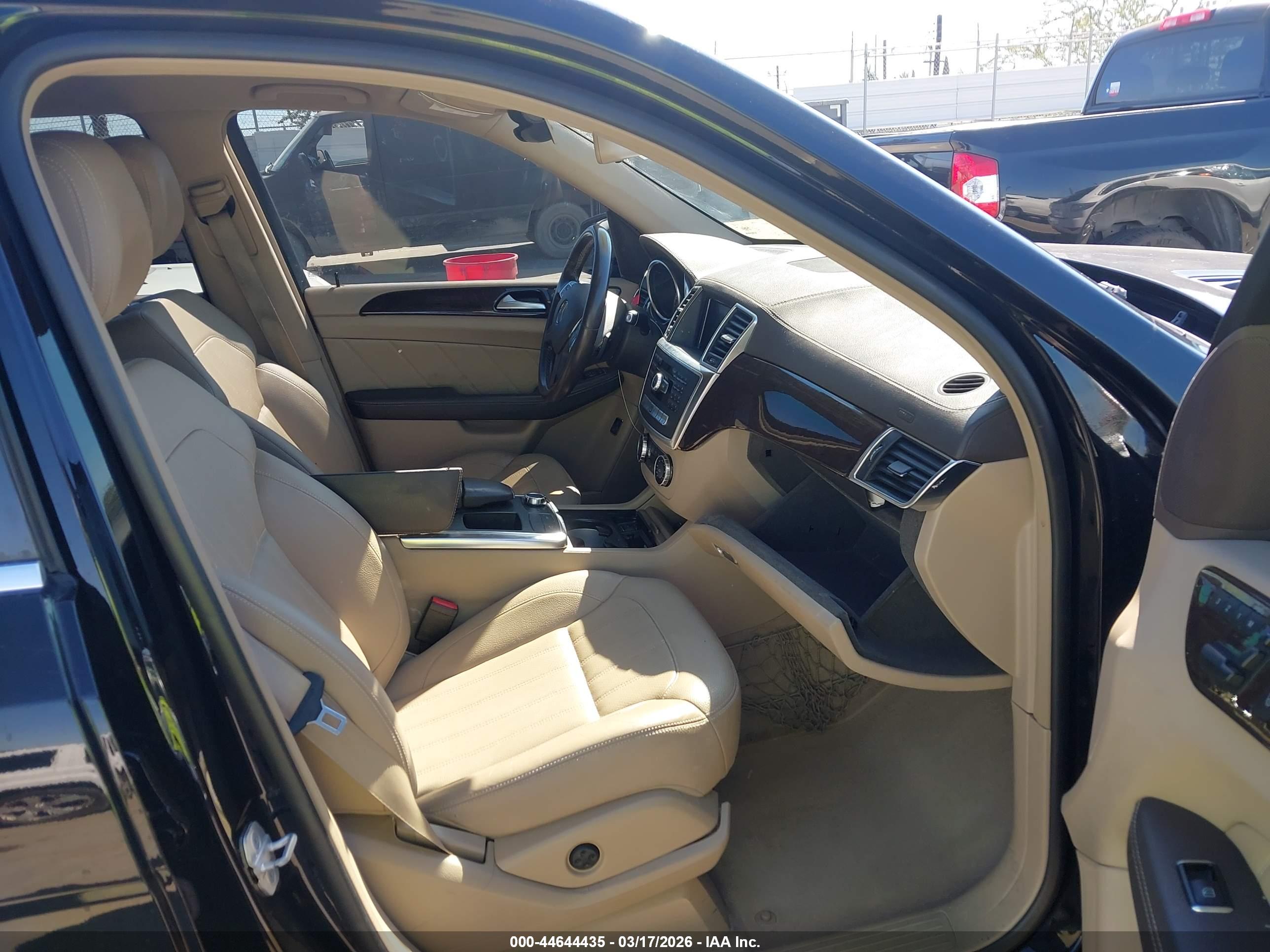MERCEDES-BENZ GL image 5