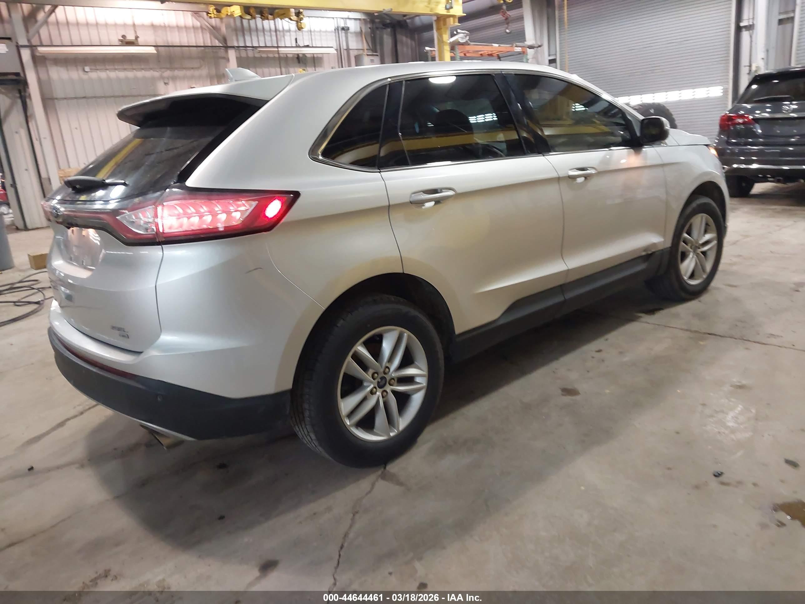 FORD EDGE image 4