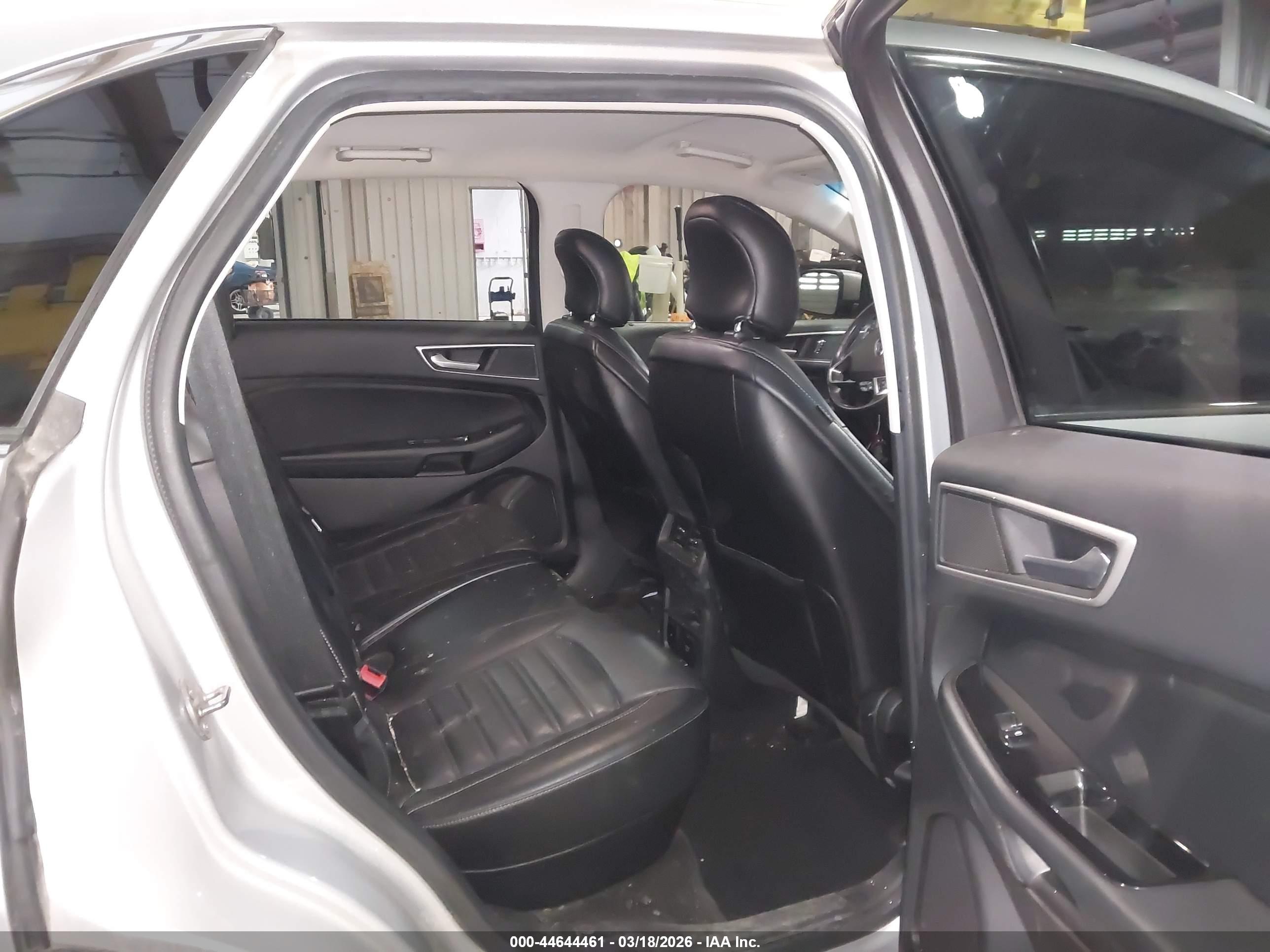 FORD EDGE image 8