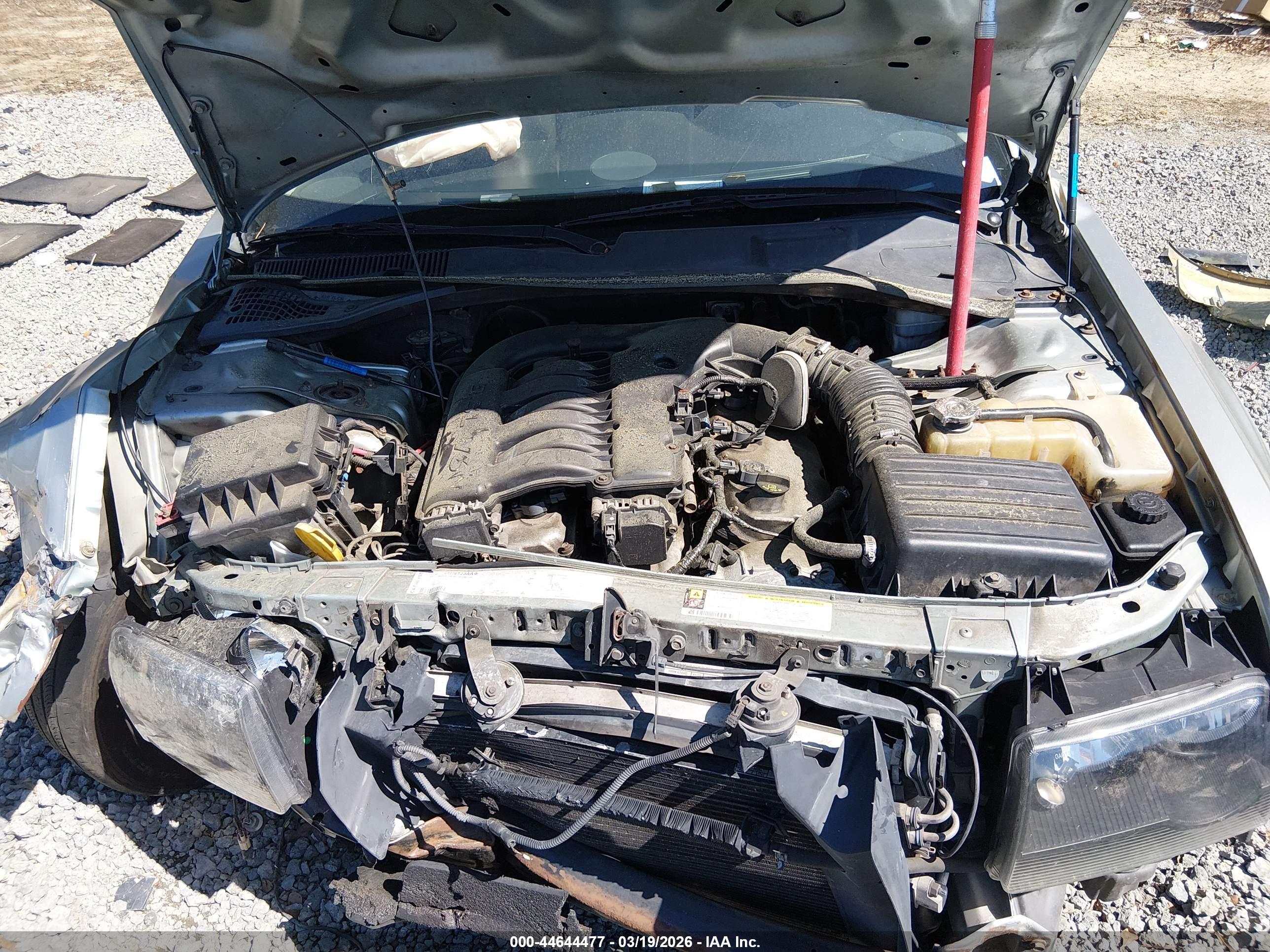 CHRYSLER 300 image 10
