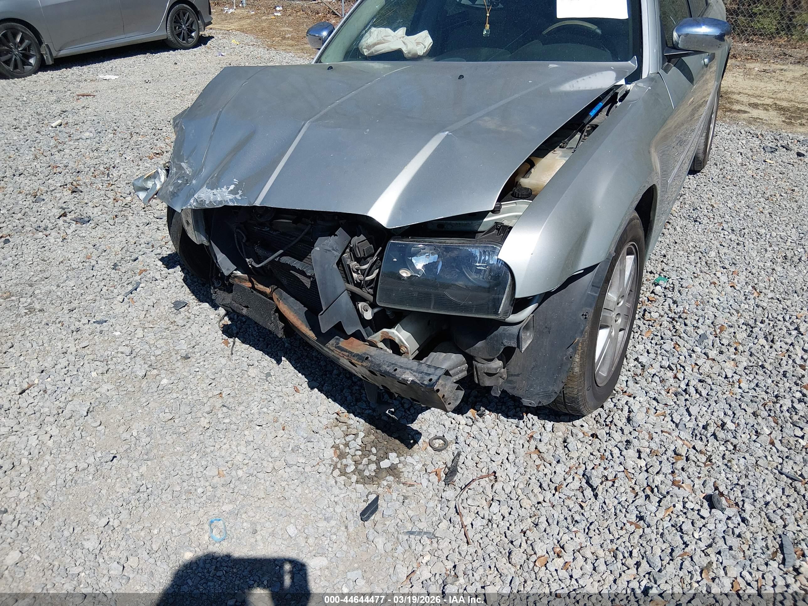 CHRYSLER 300 image 6