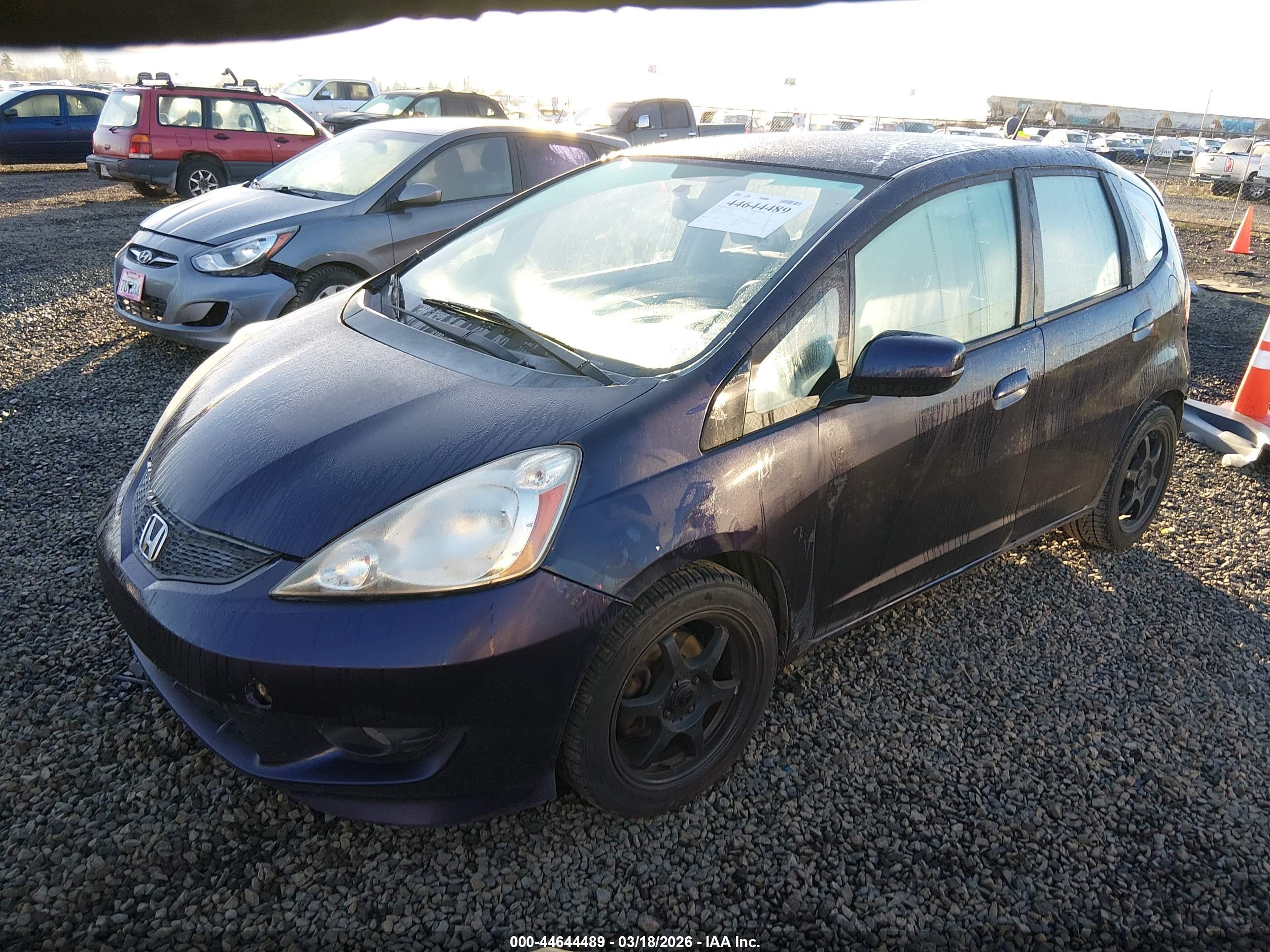 HONDA FIT image 2