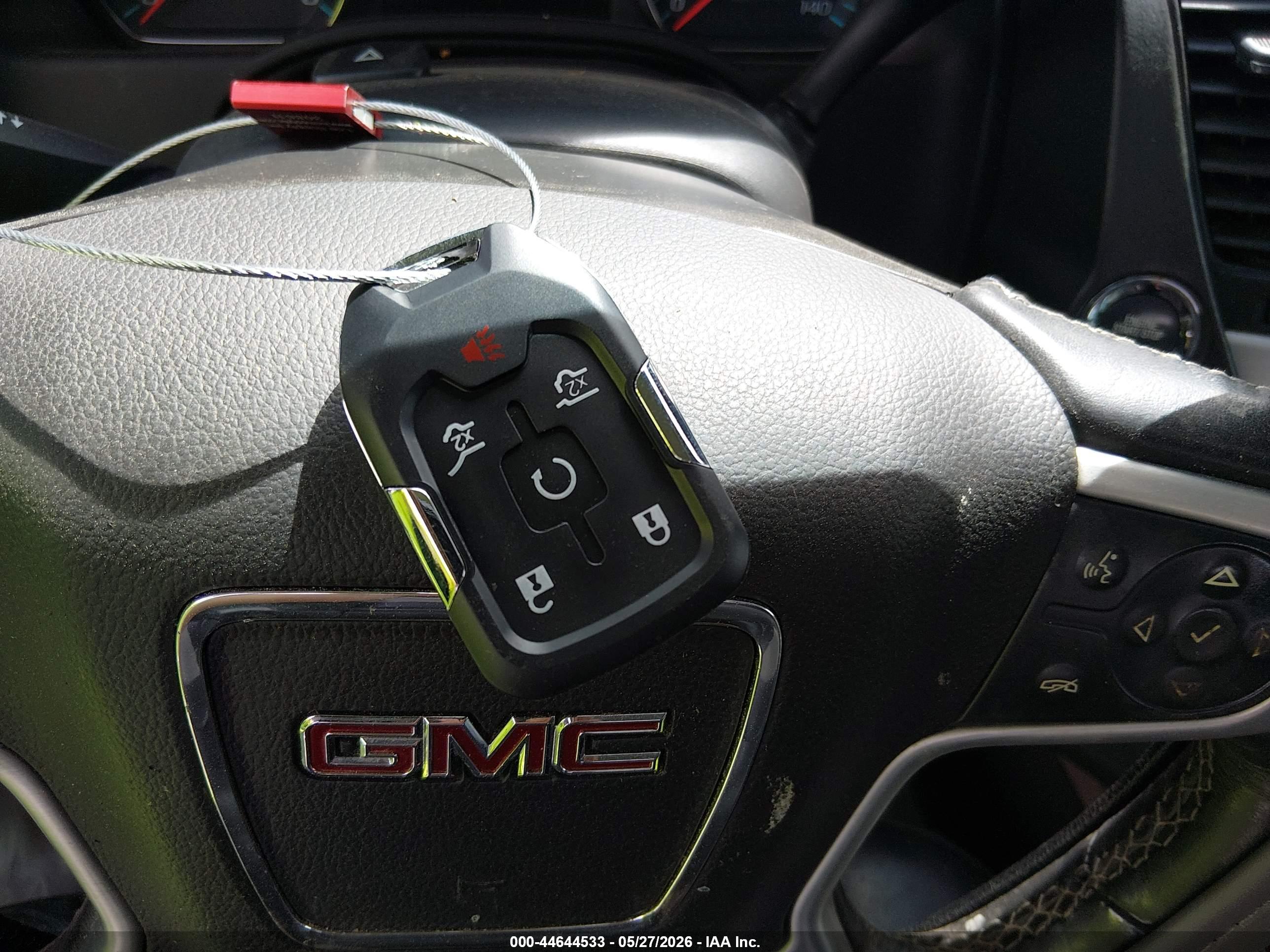 GMC YUKON image 11