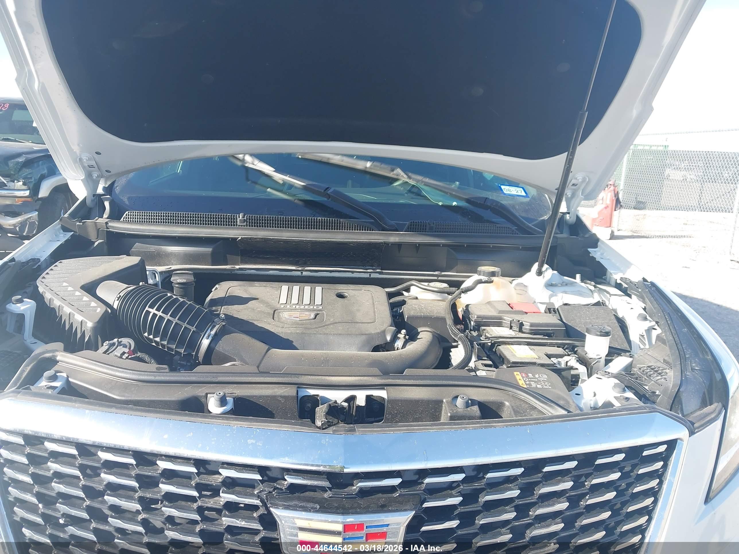 CADILLAC XT5 image 10