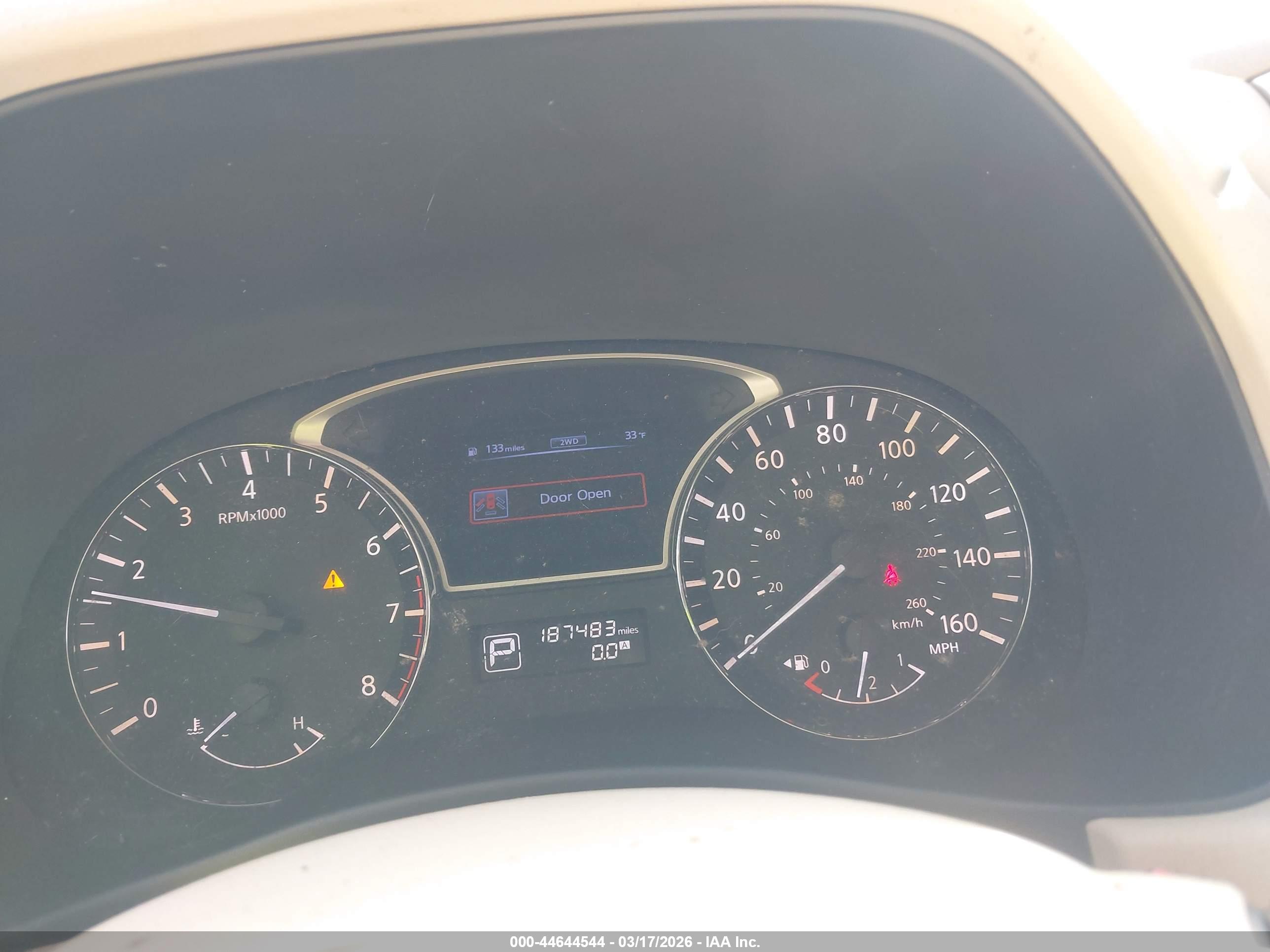 NISSAN PATHFINDER image 7