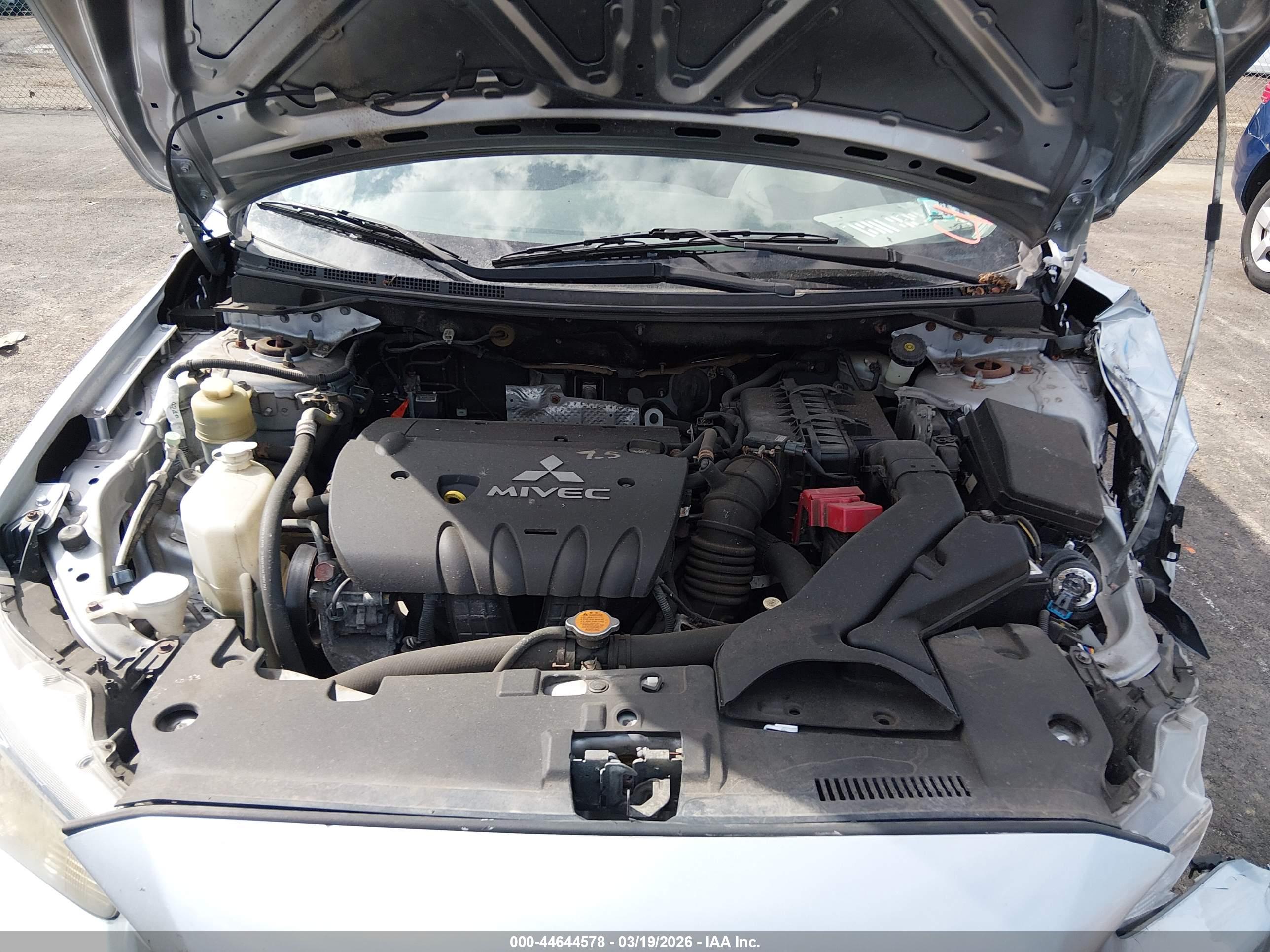 MITSUBISHI LANCER image 10