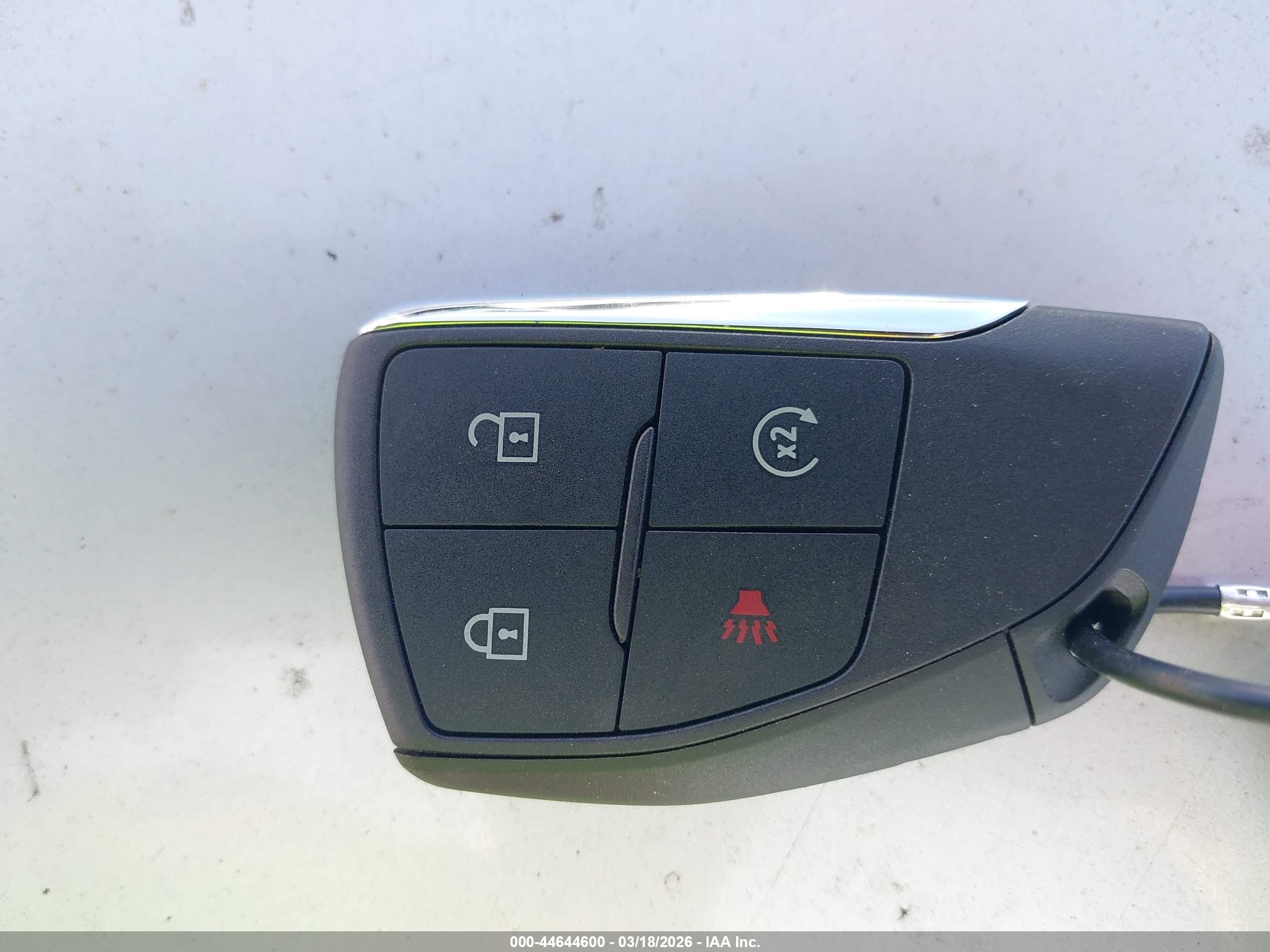 CHEVROLET EQUINOX image 11