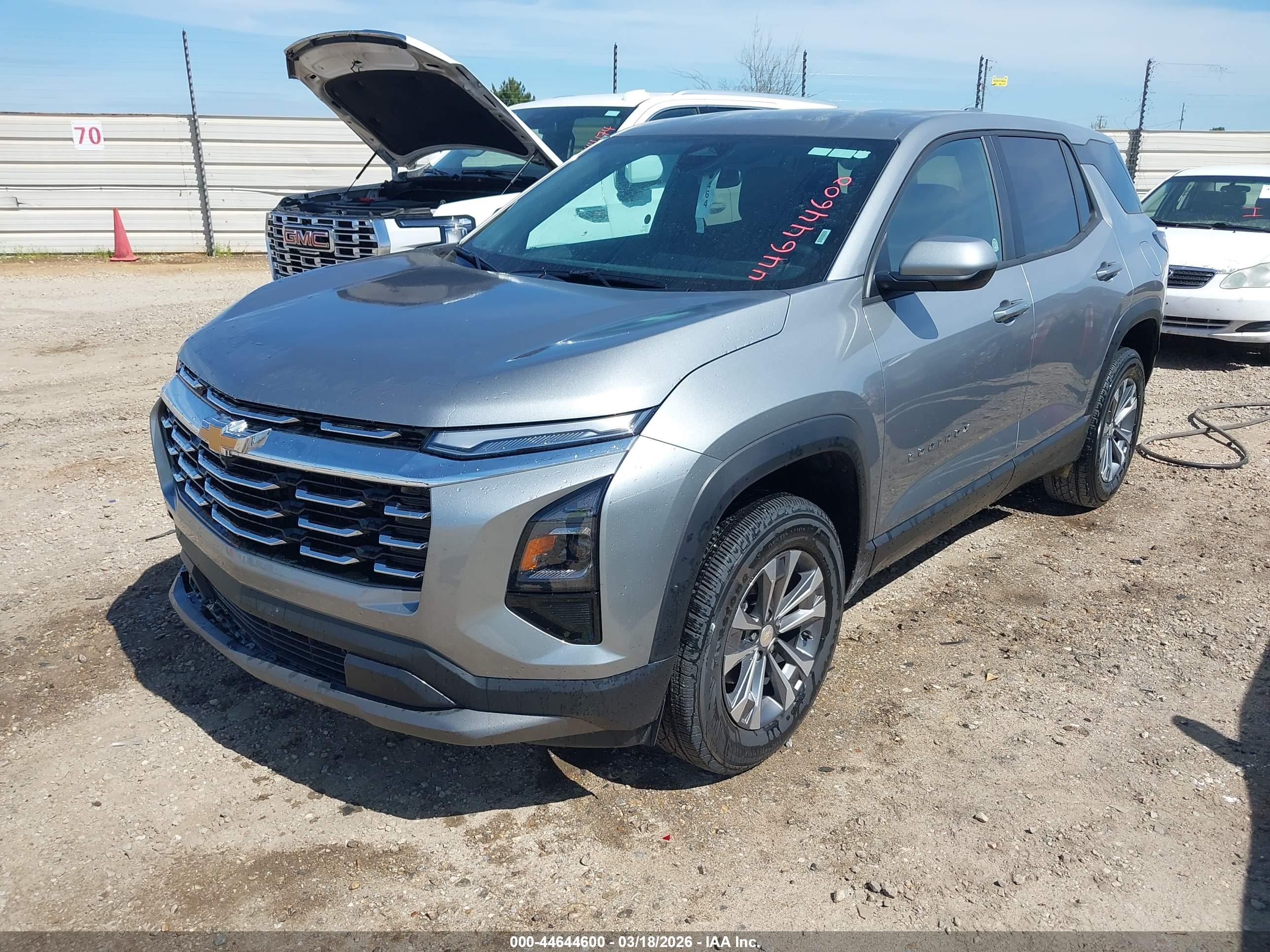 CHEVROLET EQUINOX image 2
