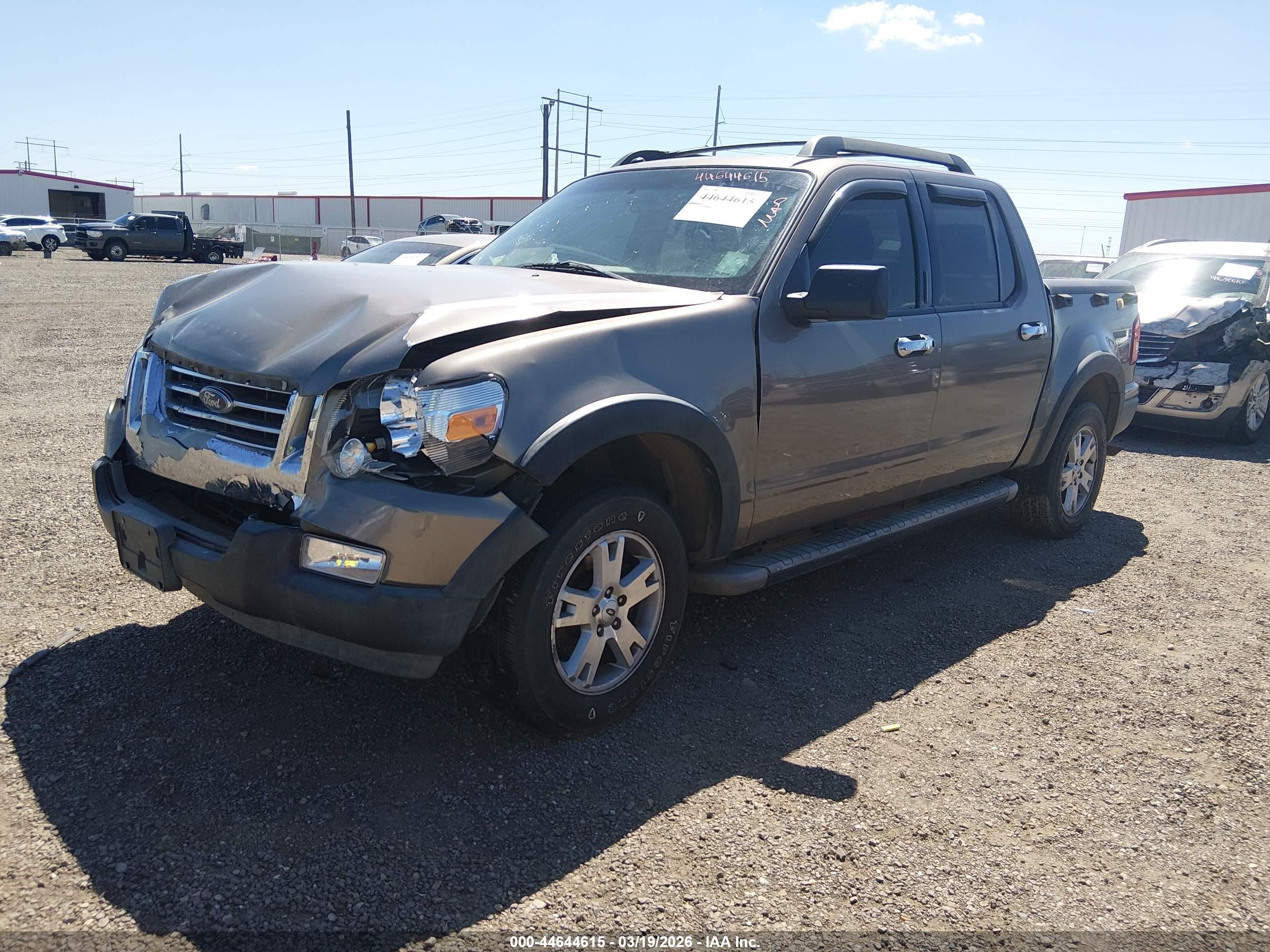 FORD EXPLORER image 2