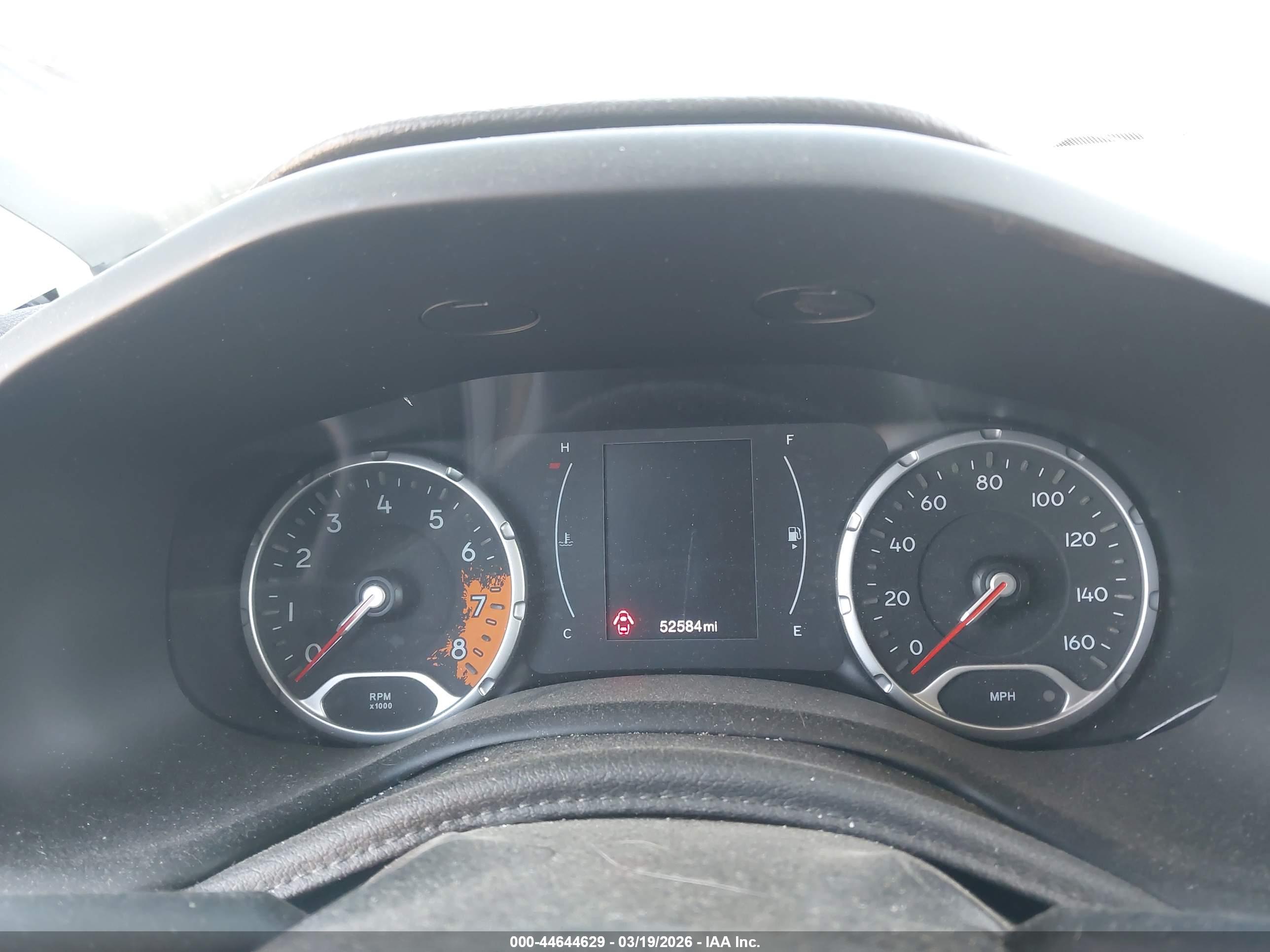 JEEP RENEGADE image 7