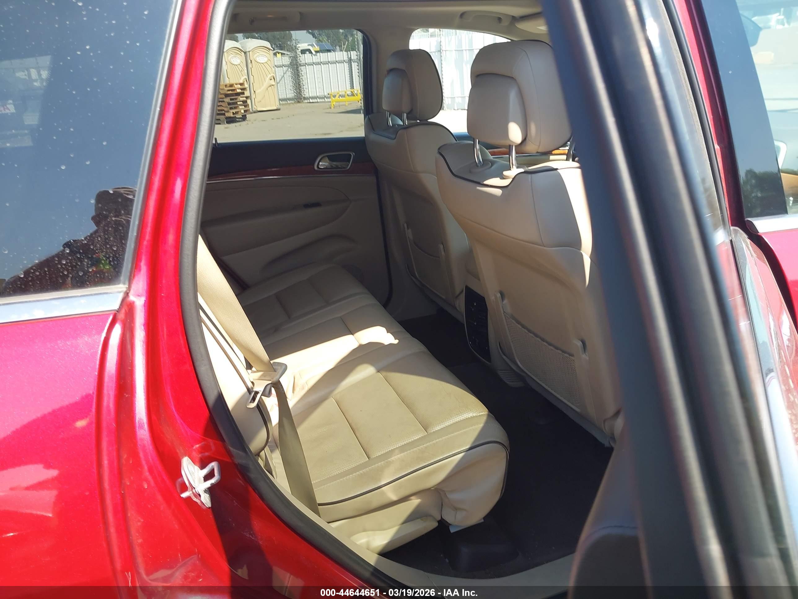 JEEP GRAND image 8