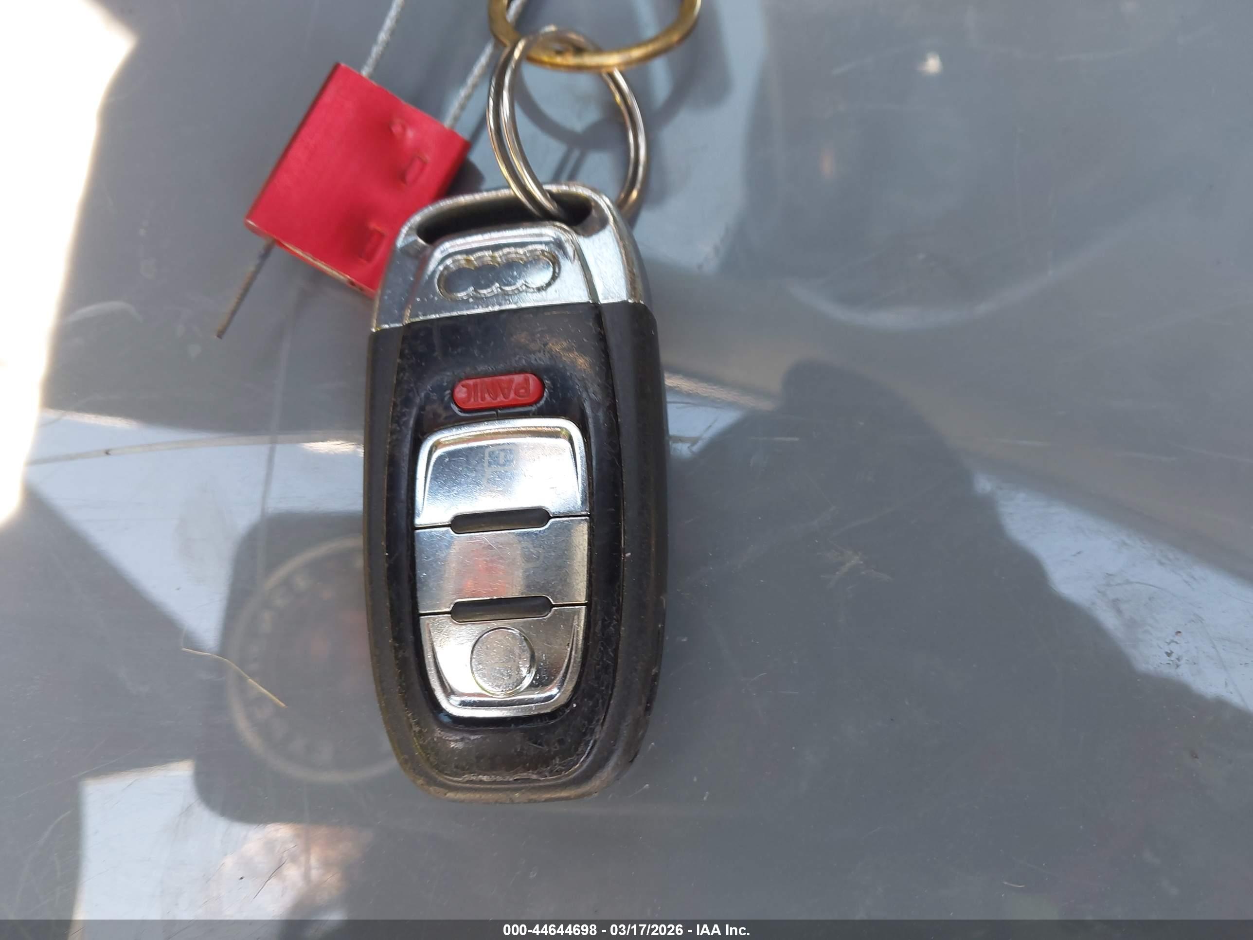 AUDI A4 image 11