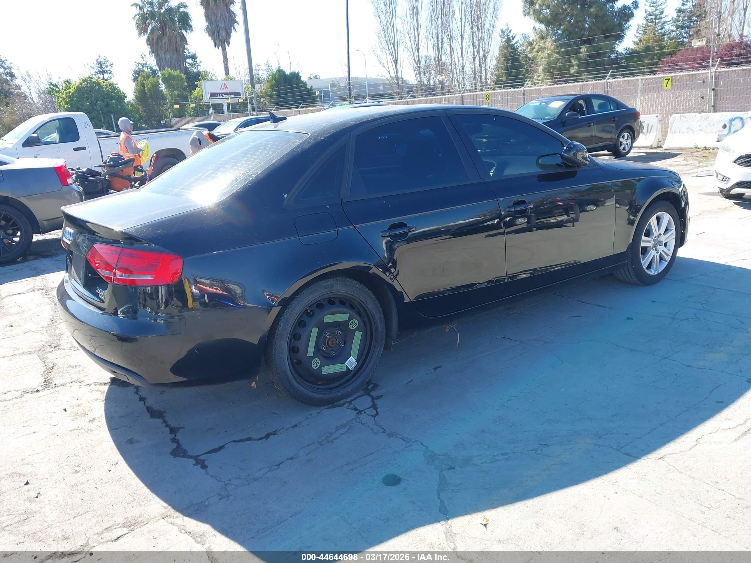 AUDI A4 image 4