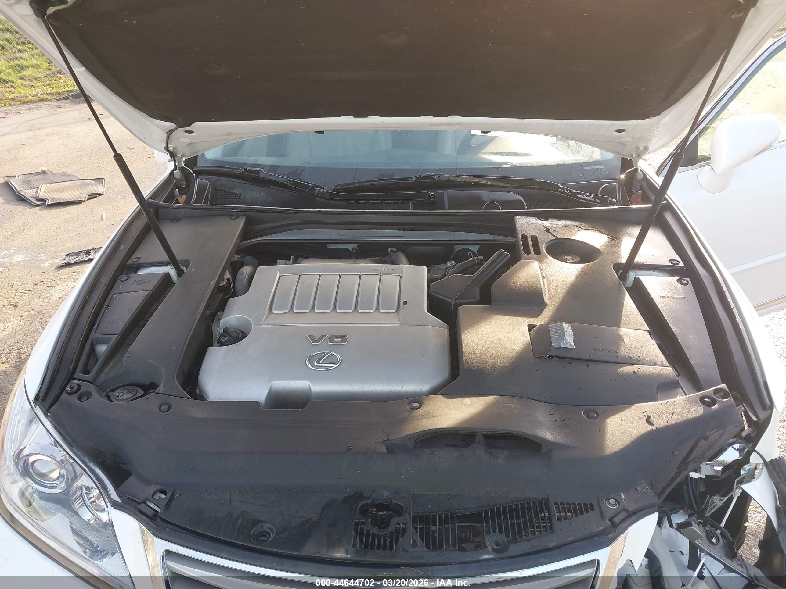 LEXUS ES image 10