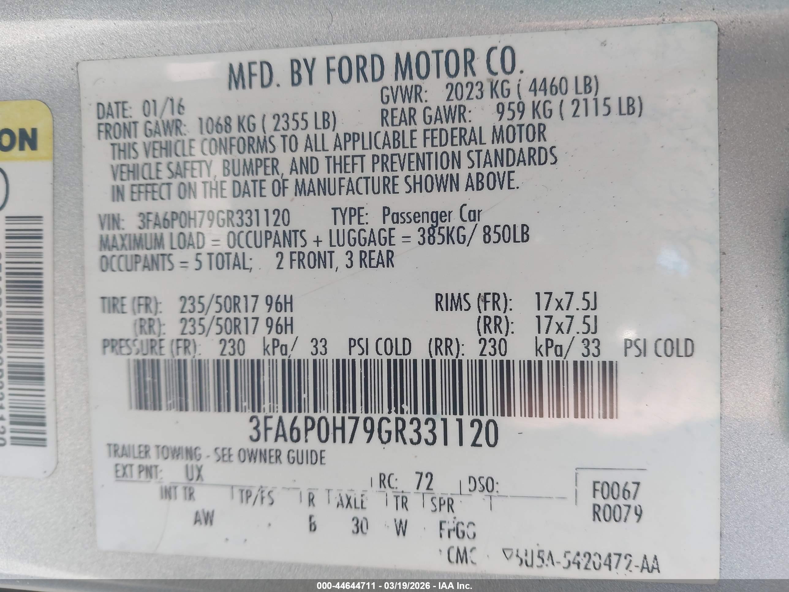 FORD FUSION image 9