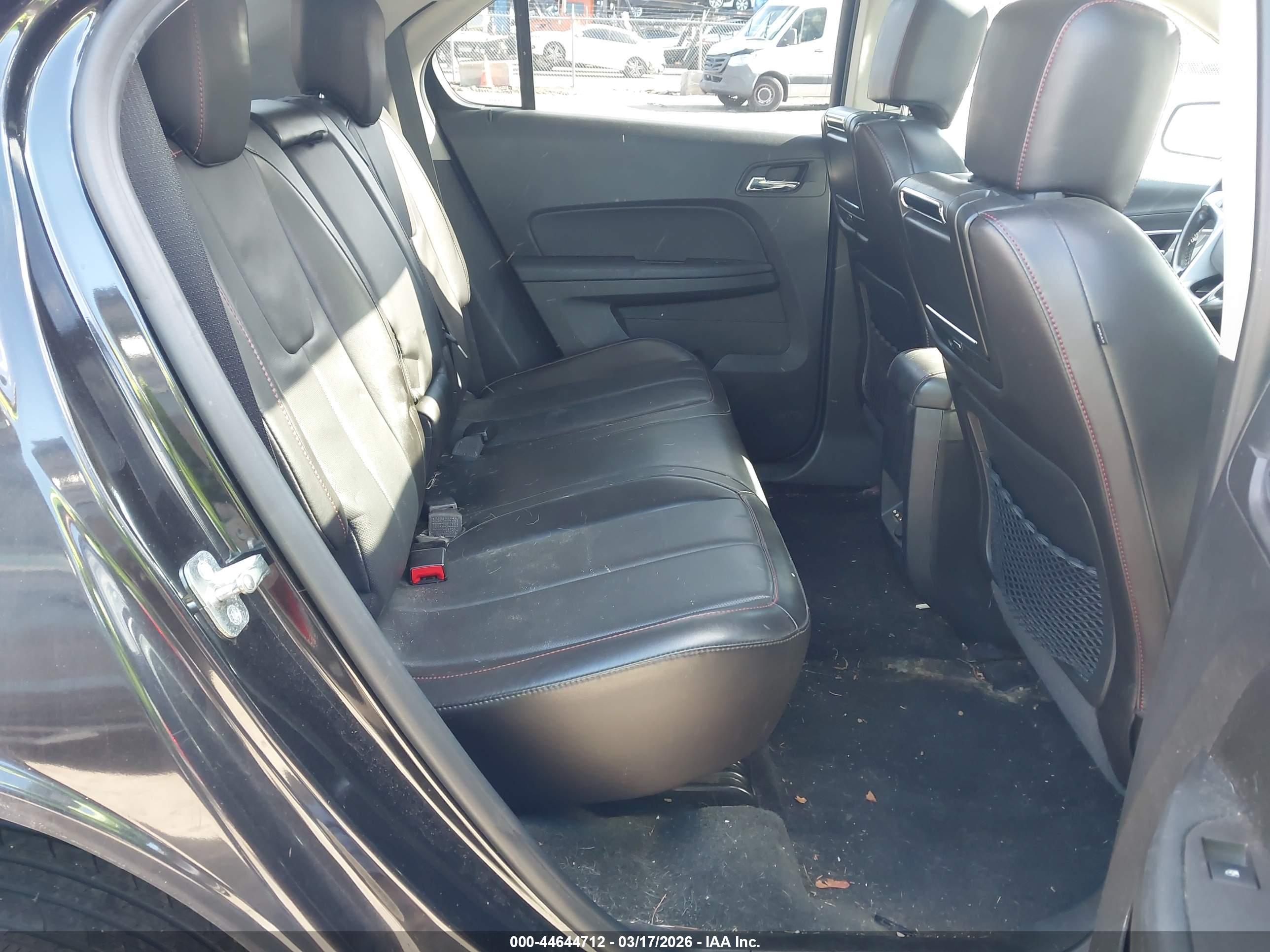 CHEVROLET EQUINOX image 8