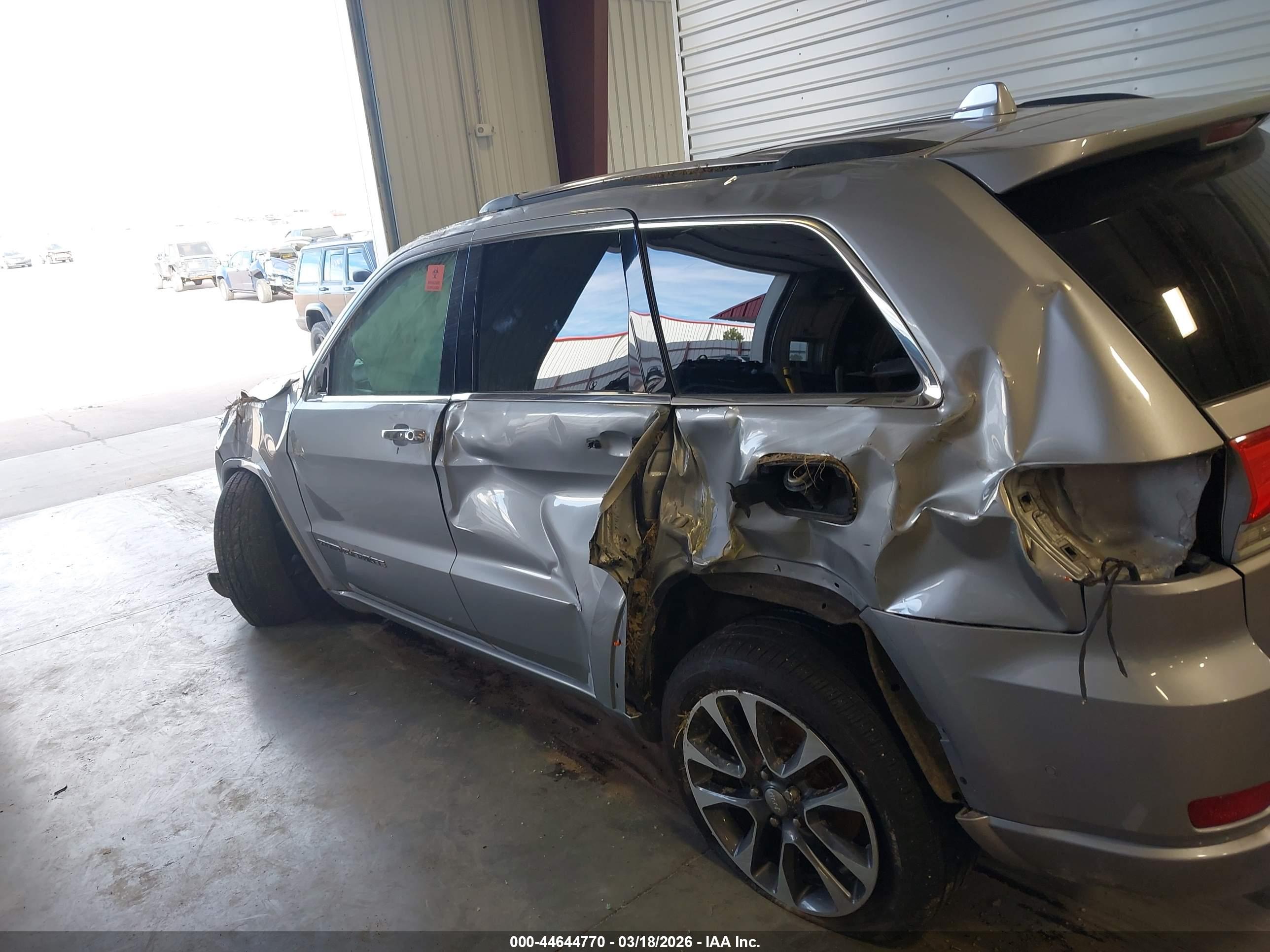JEEP GRAND image 6