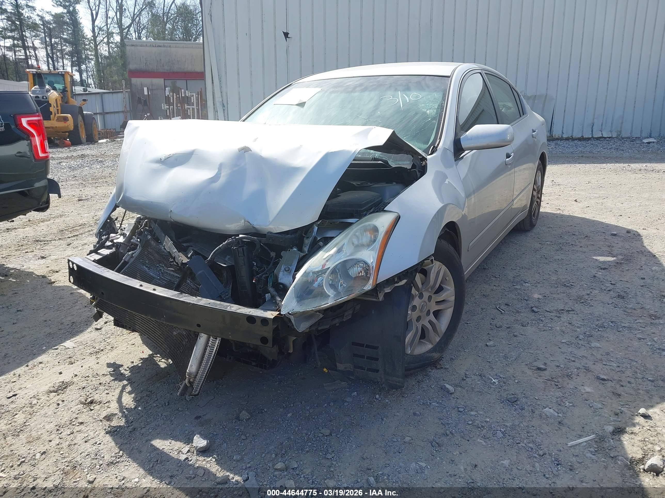 NISSAN ALTIMA image 2