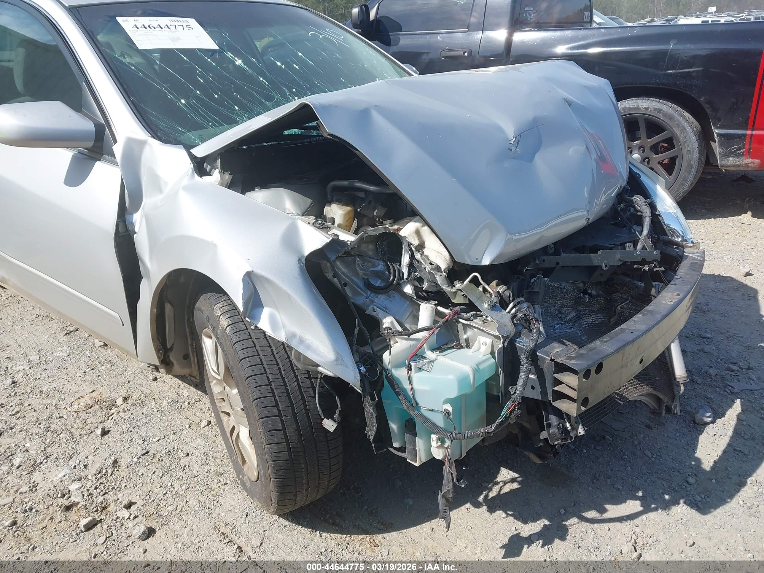 NISSAN ALTIMA image 6