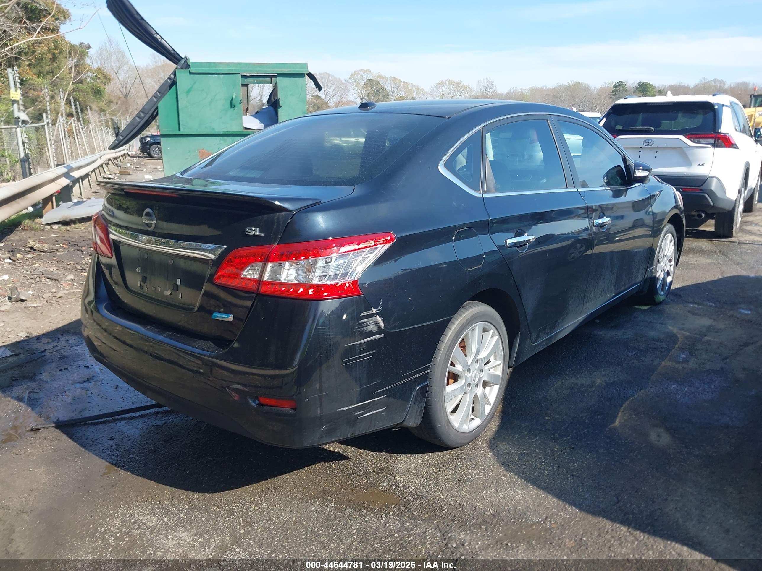 NISSAN SENTRA image 4
