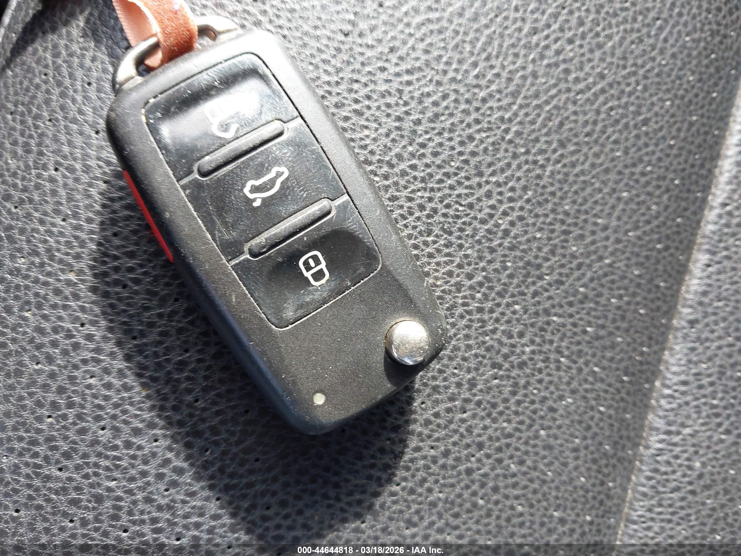 VOLKSWAGEN JETTA image 11