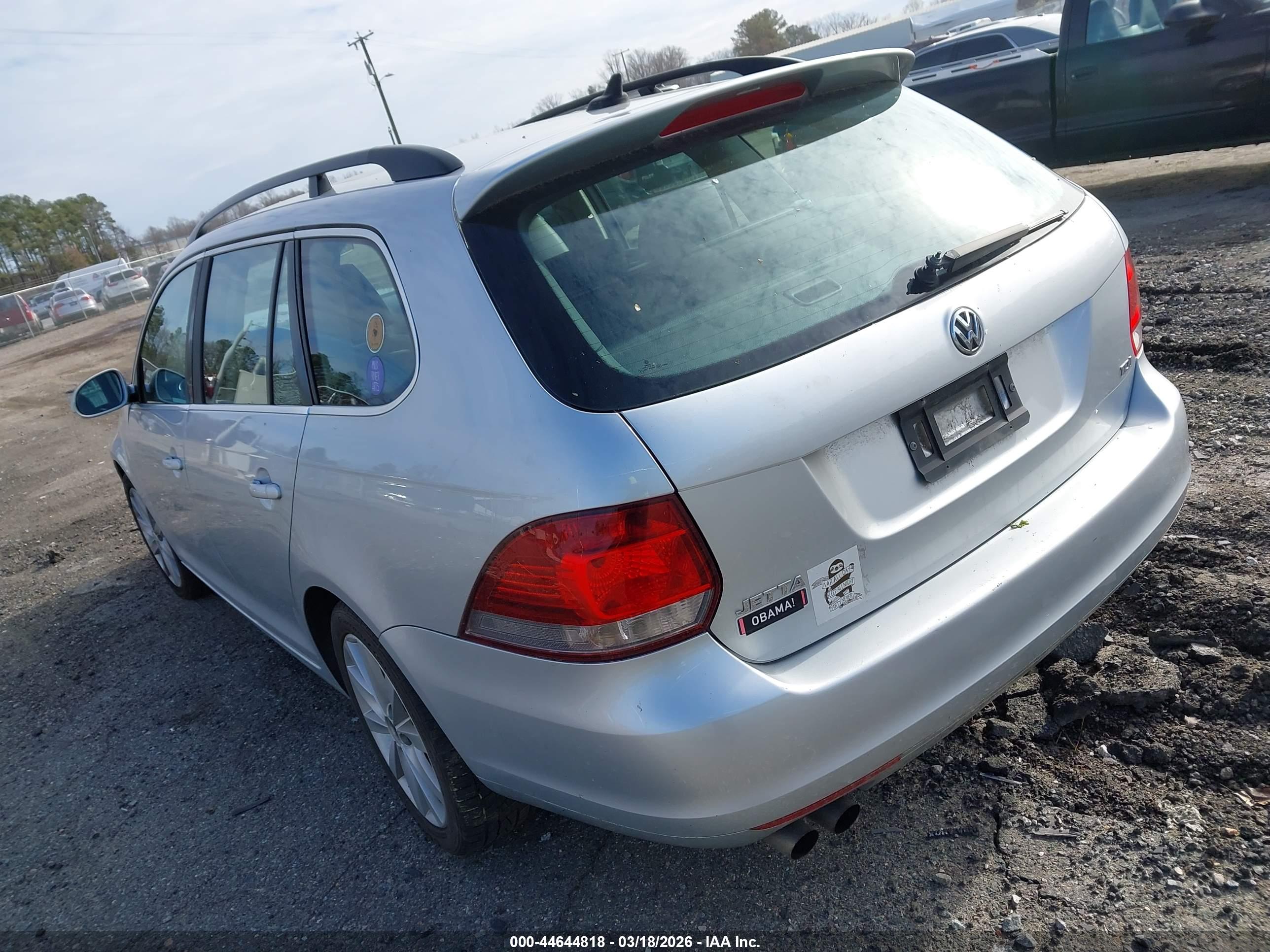 VOLKSWAGEN JETTA image 3
