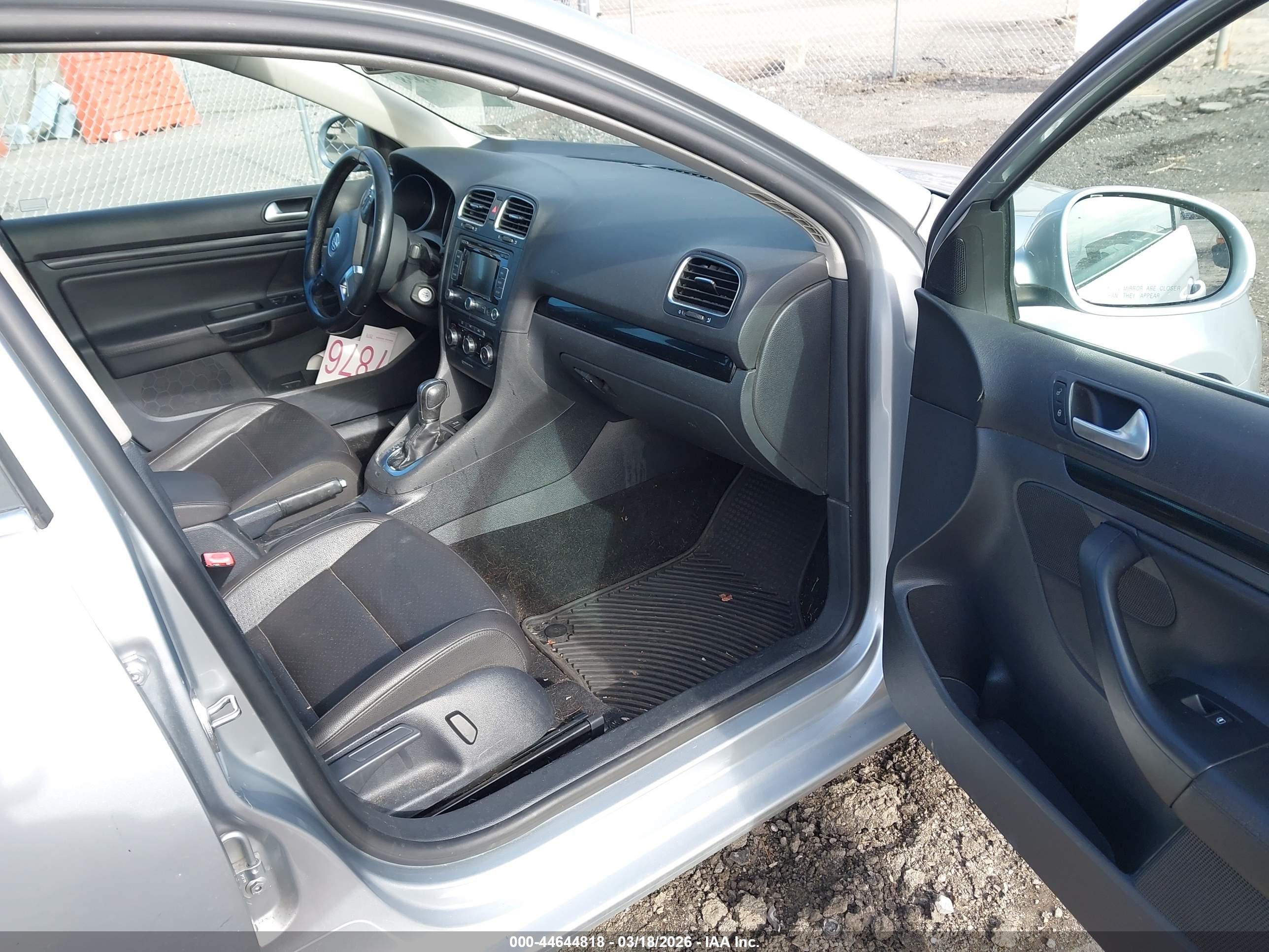 VOLKSWAGEN JETTA image 5