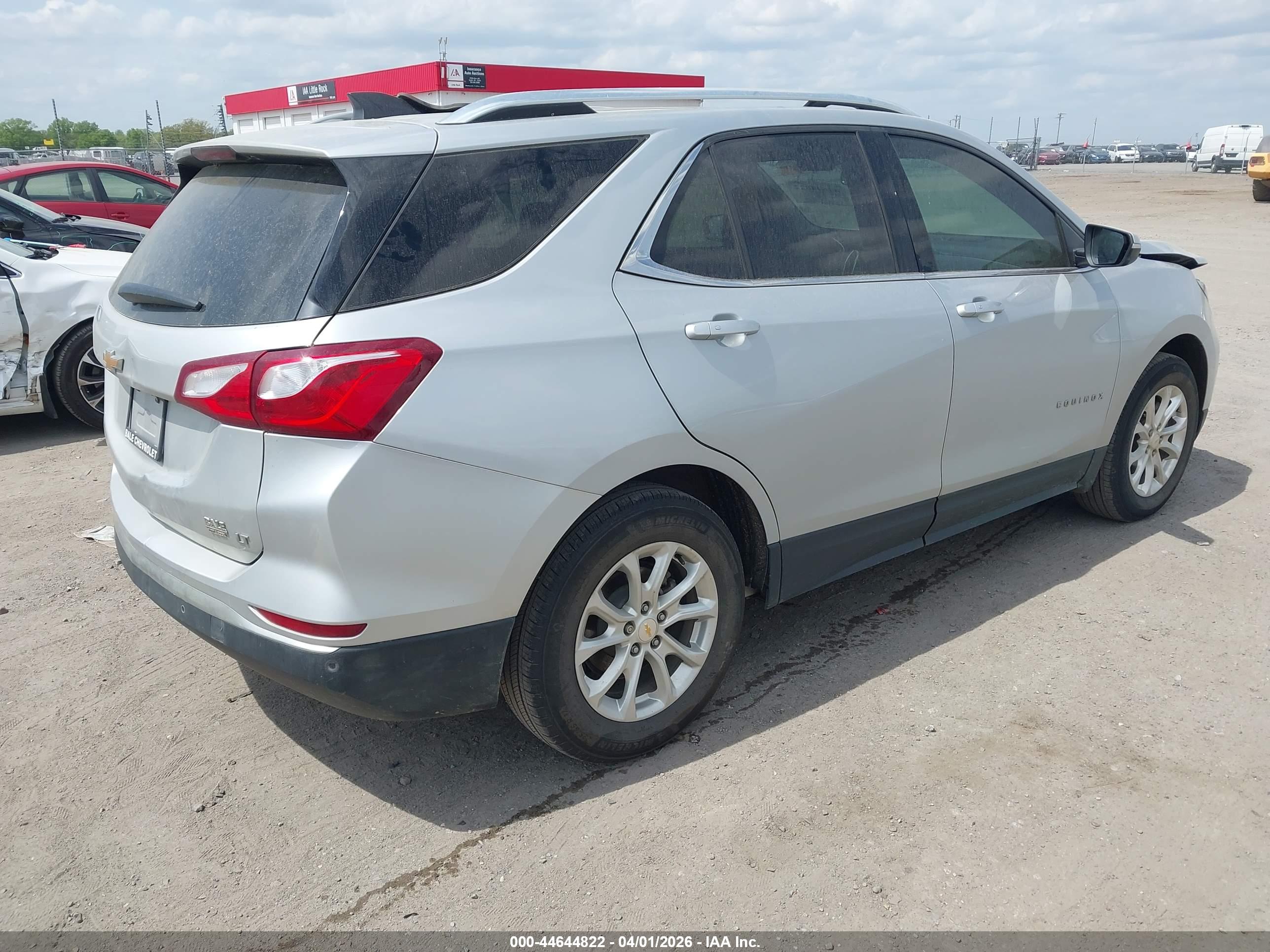CHEVROLET EQUINOX image 4