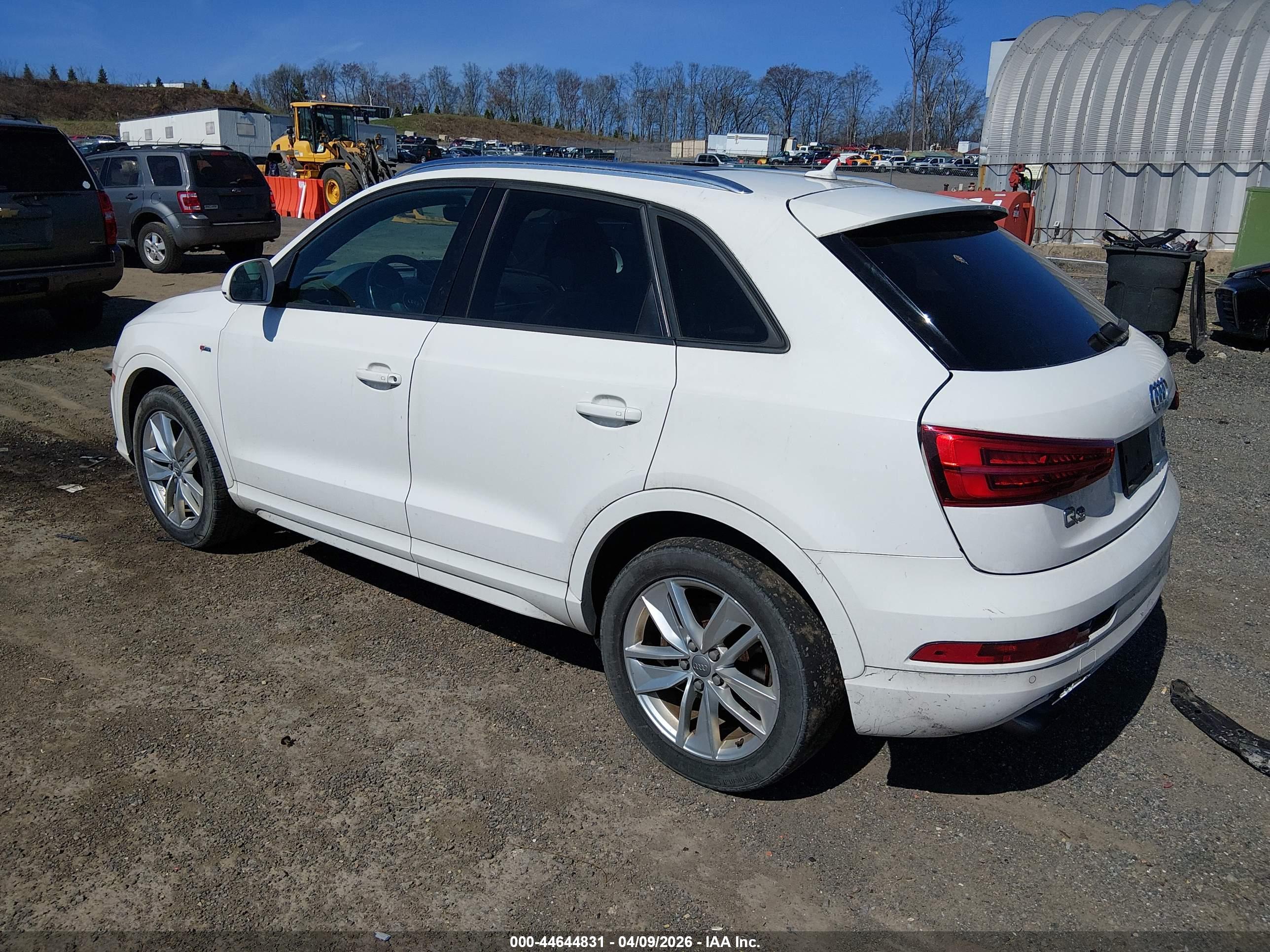 AUDI Q3 image 3