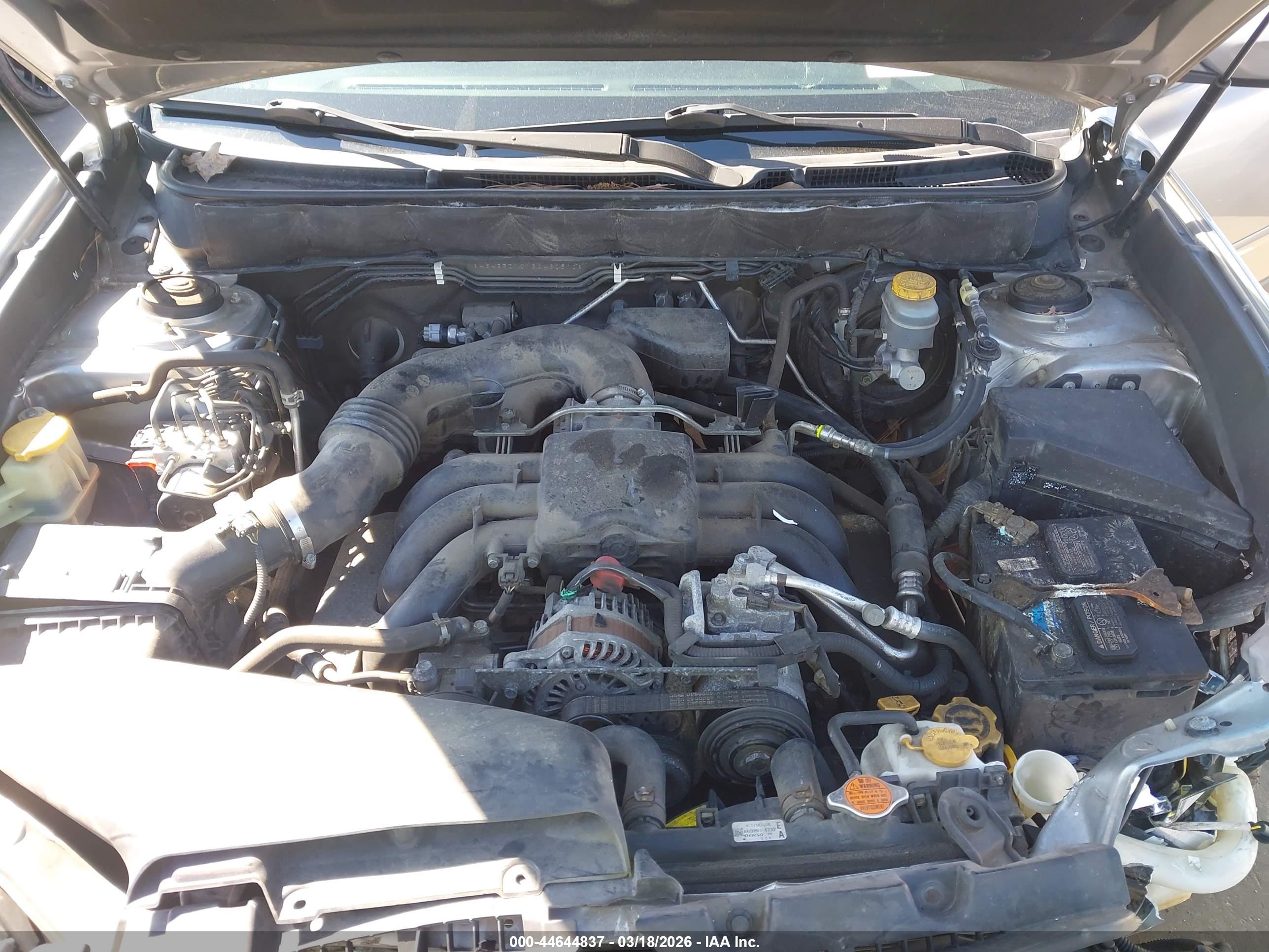 SUBARU OUTBACK image 10