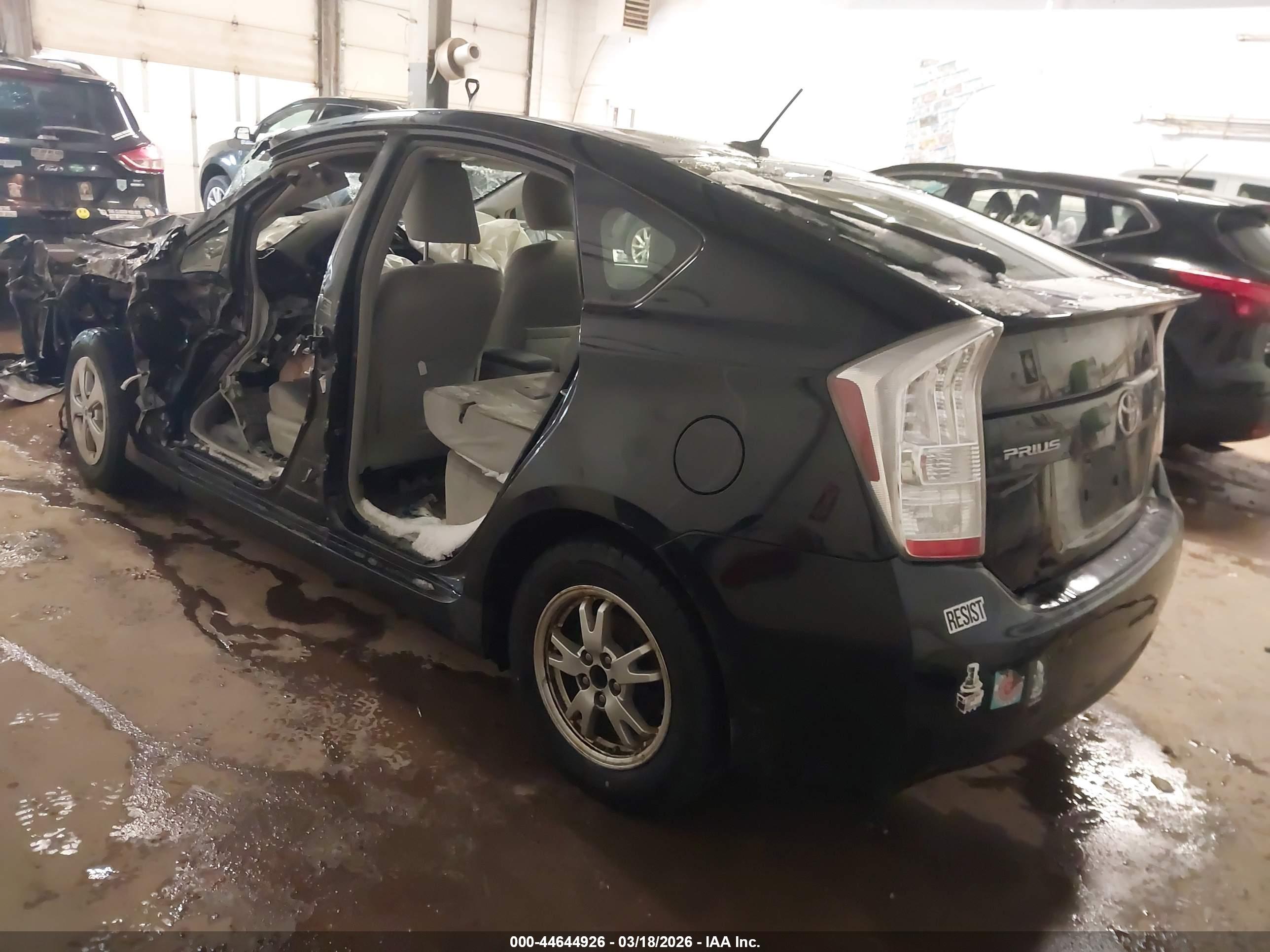 TOYOTA PRIUS image 3
