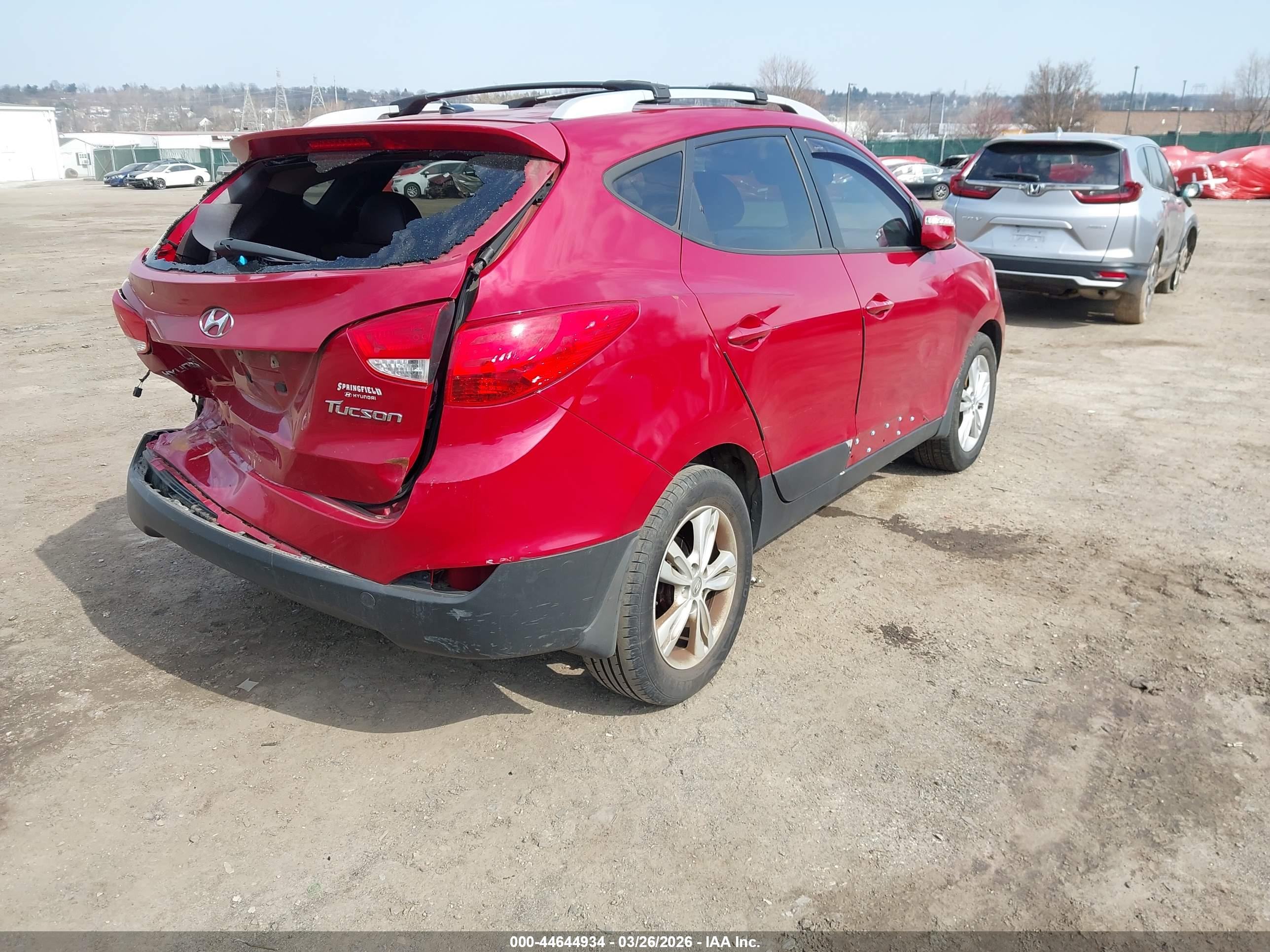HYUNDAI TUCSON image 4