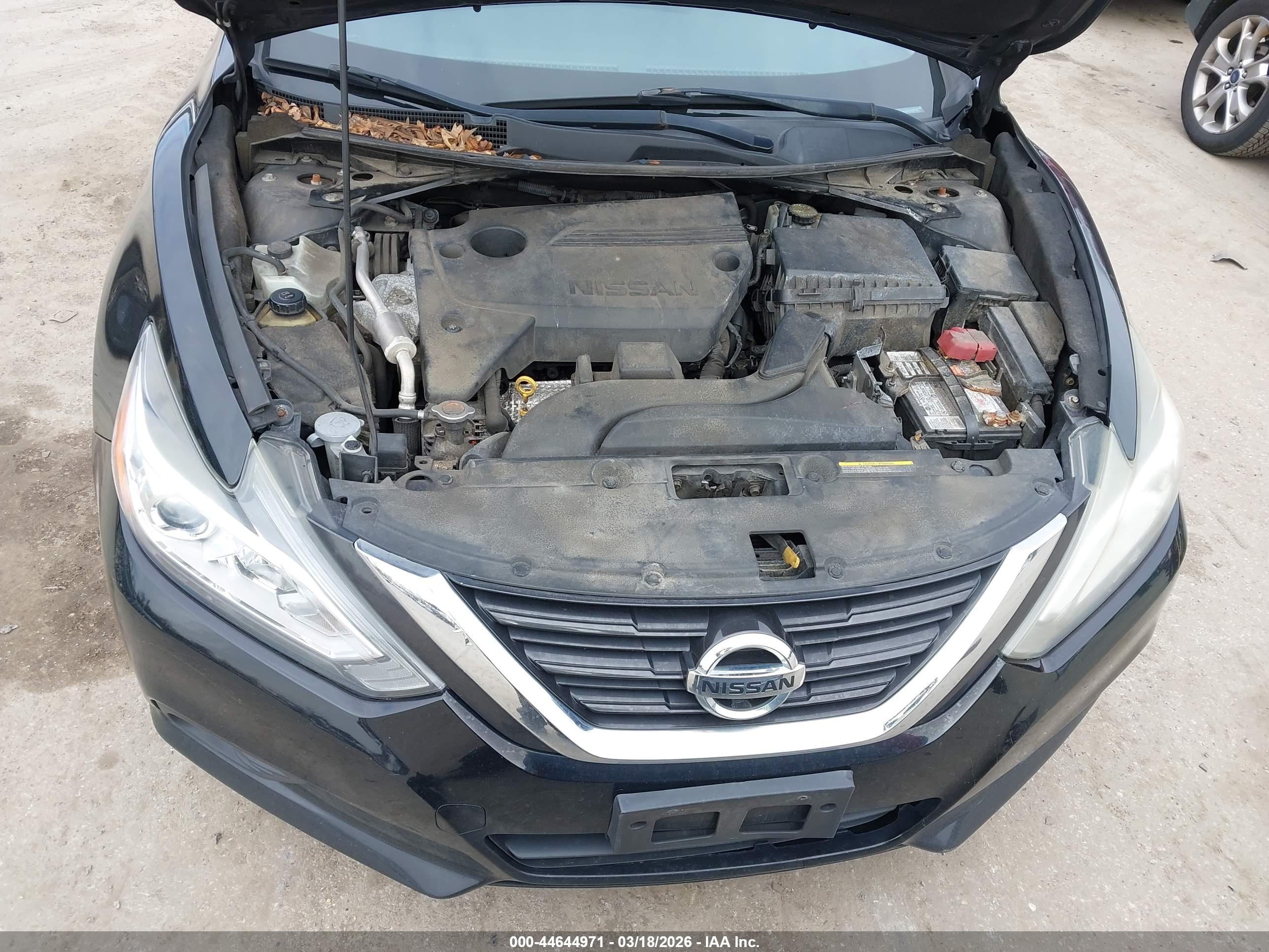 NISSAN ALTIMA image 10
