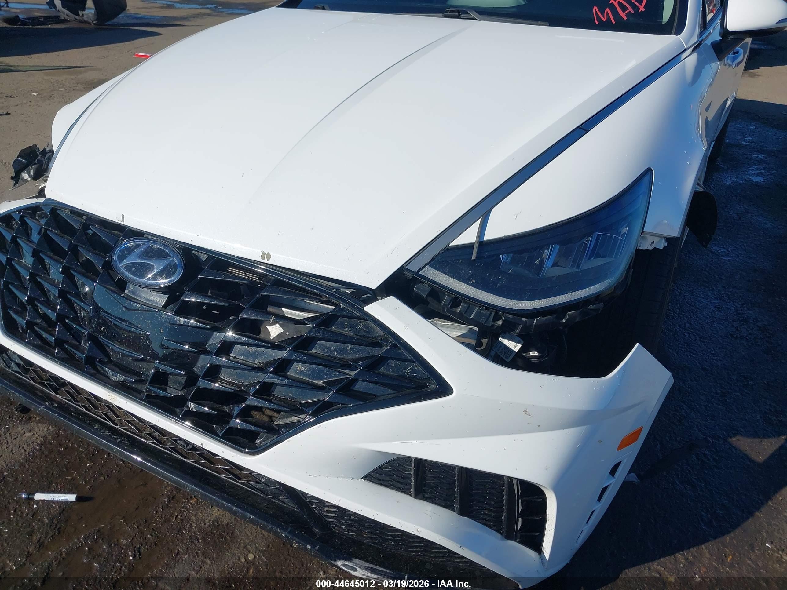 HYUNDAI SONATA image 6