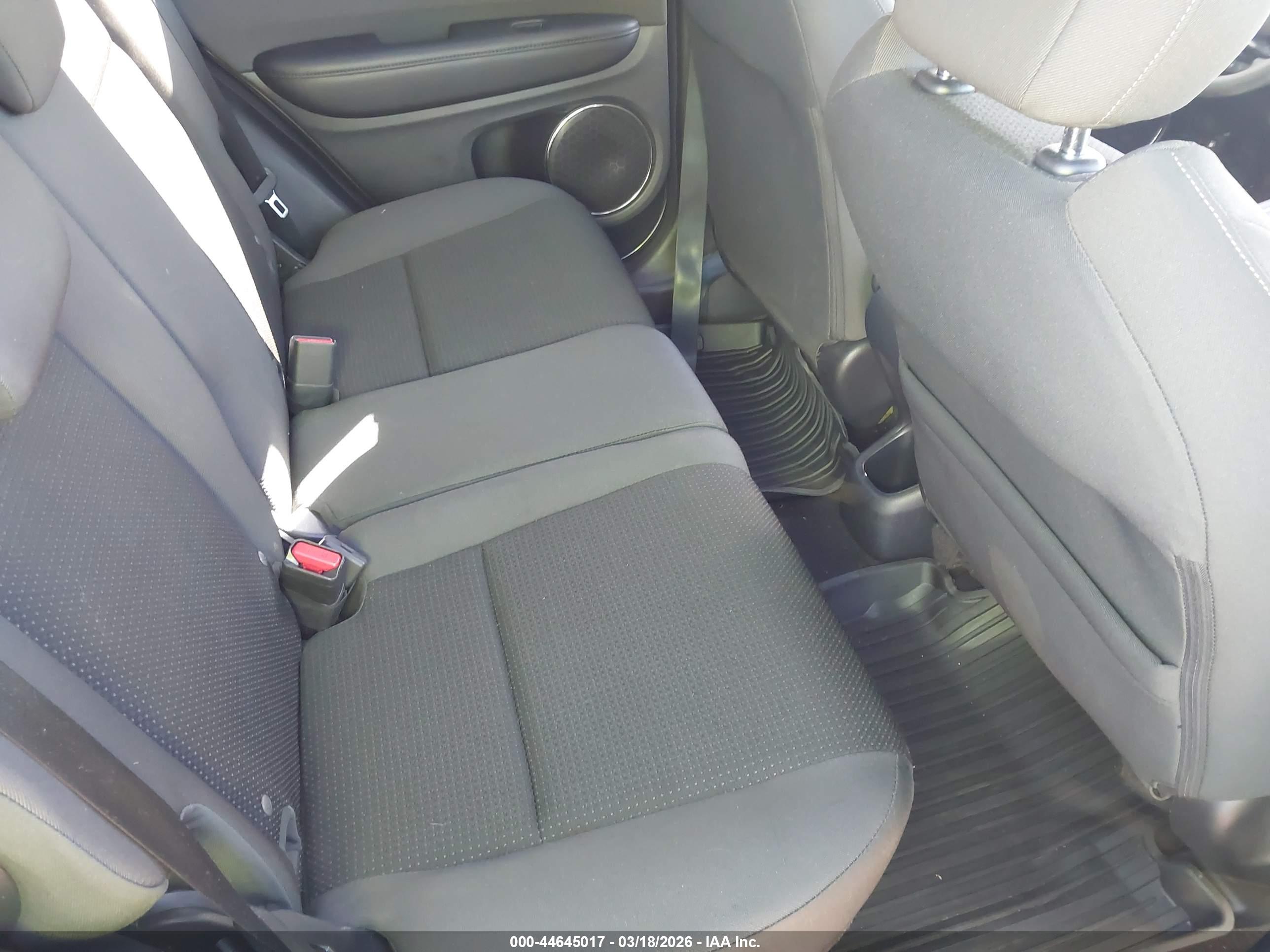 HONDA HR-V image 8