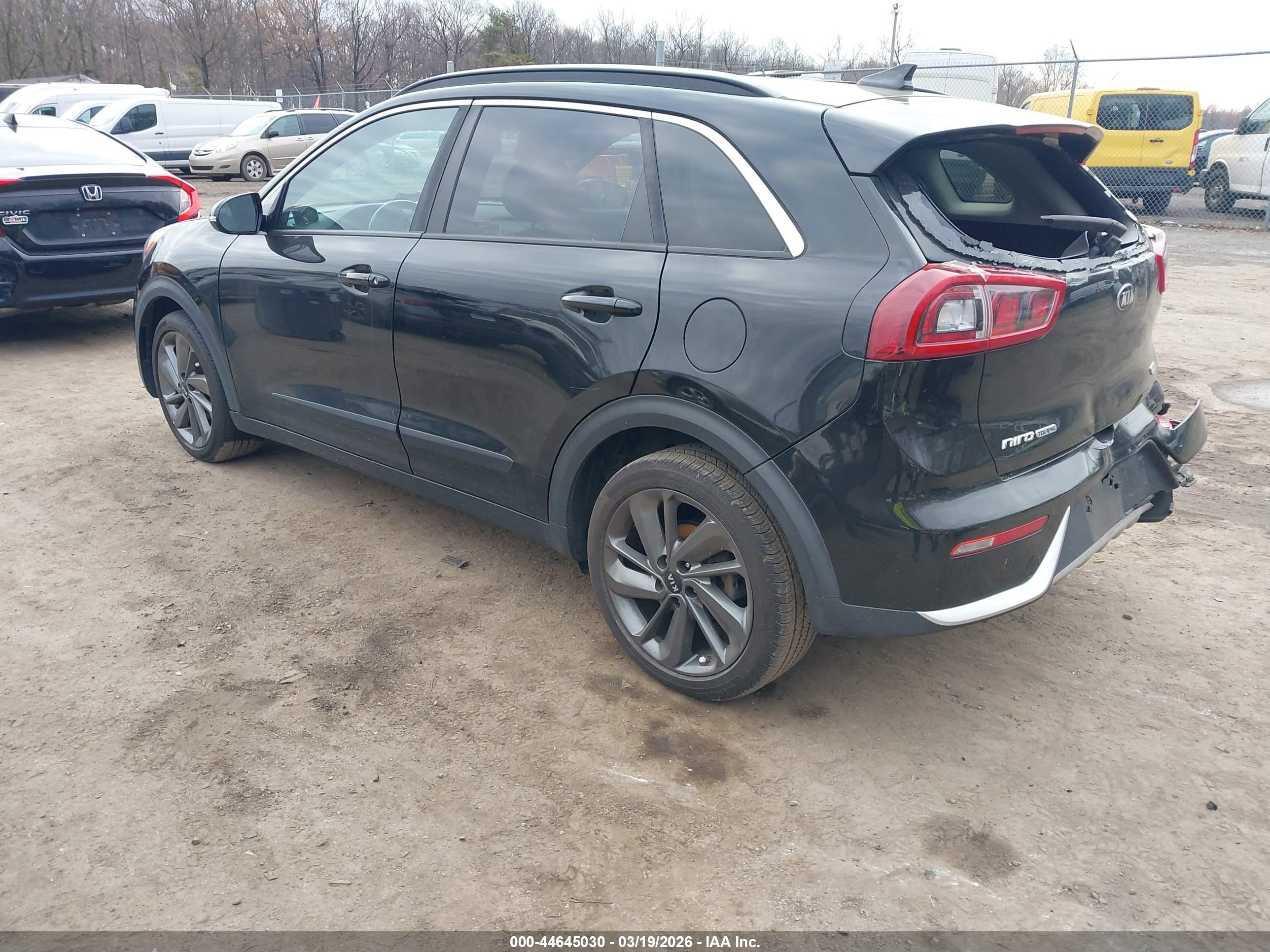 KIA NIRO image 3