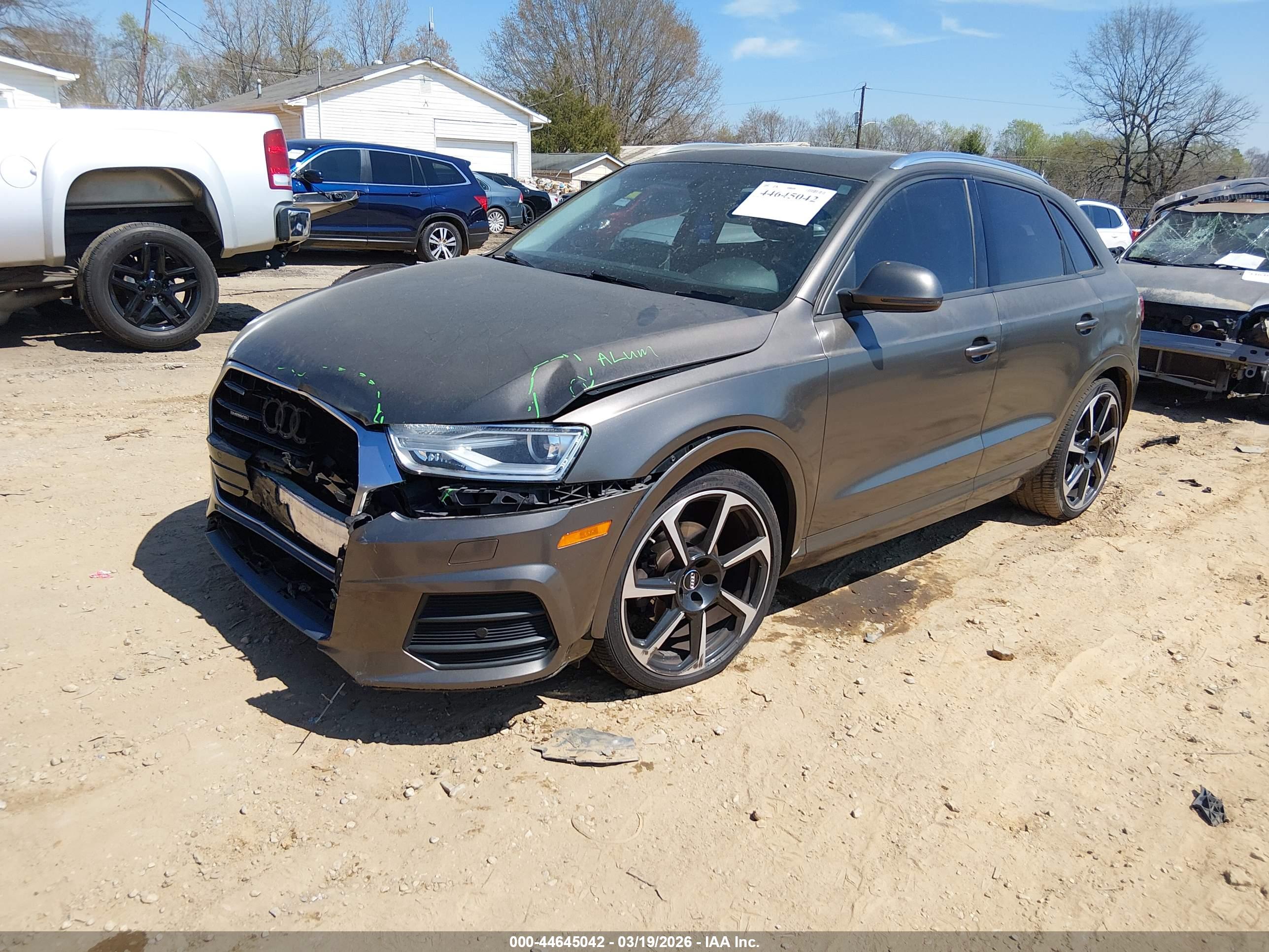 AUDI Q3 image 2