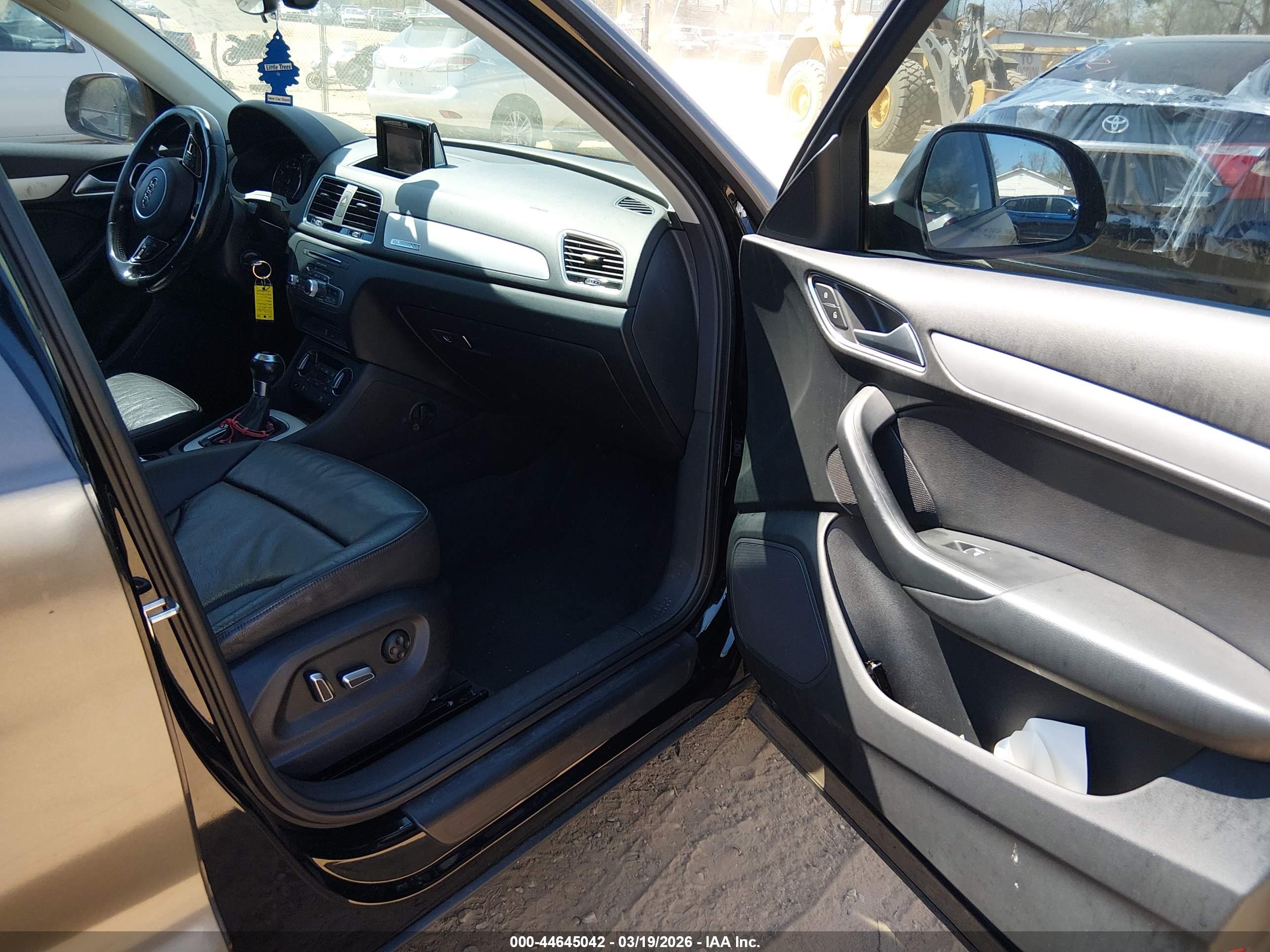 AUDI Q3 image 5