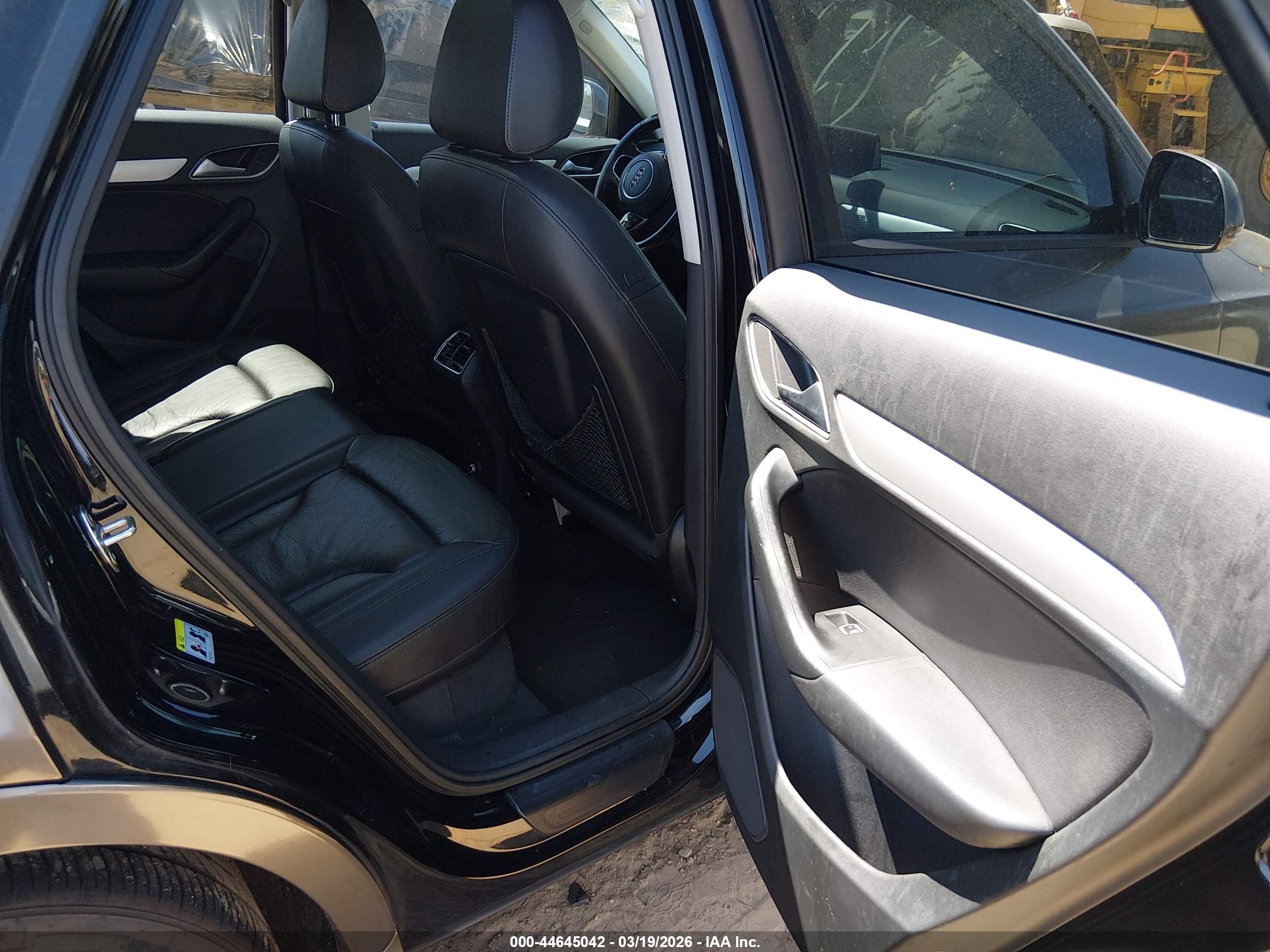 AUDI Q3 image 8