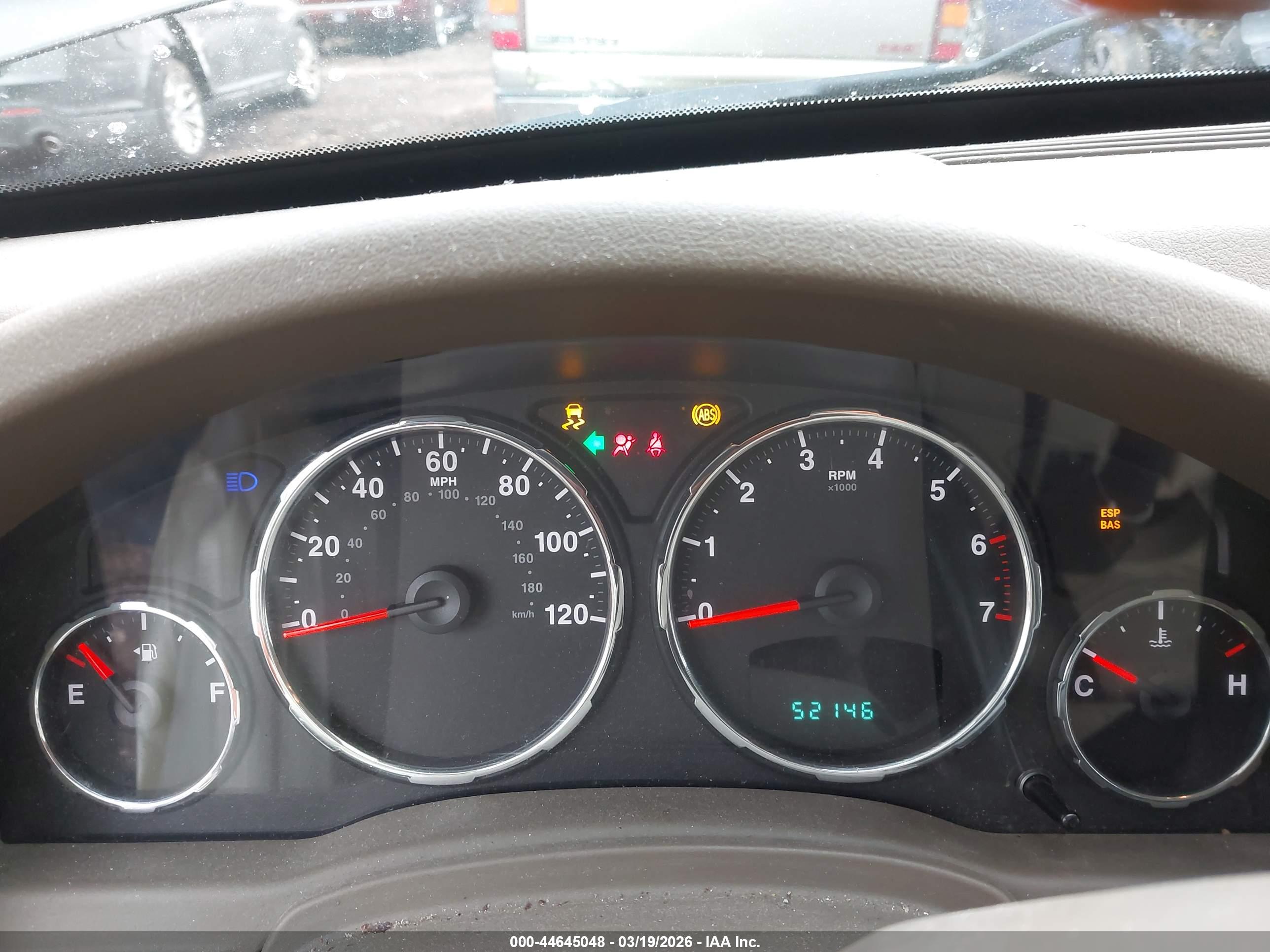 JEEP LIBERTY image 7