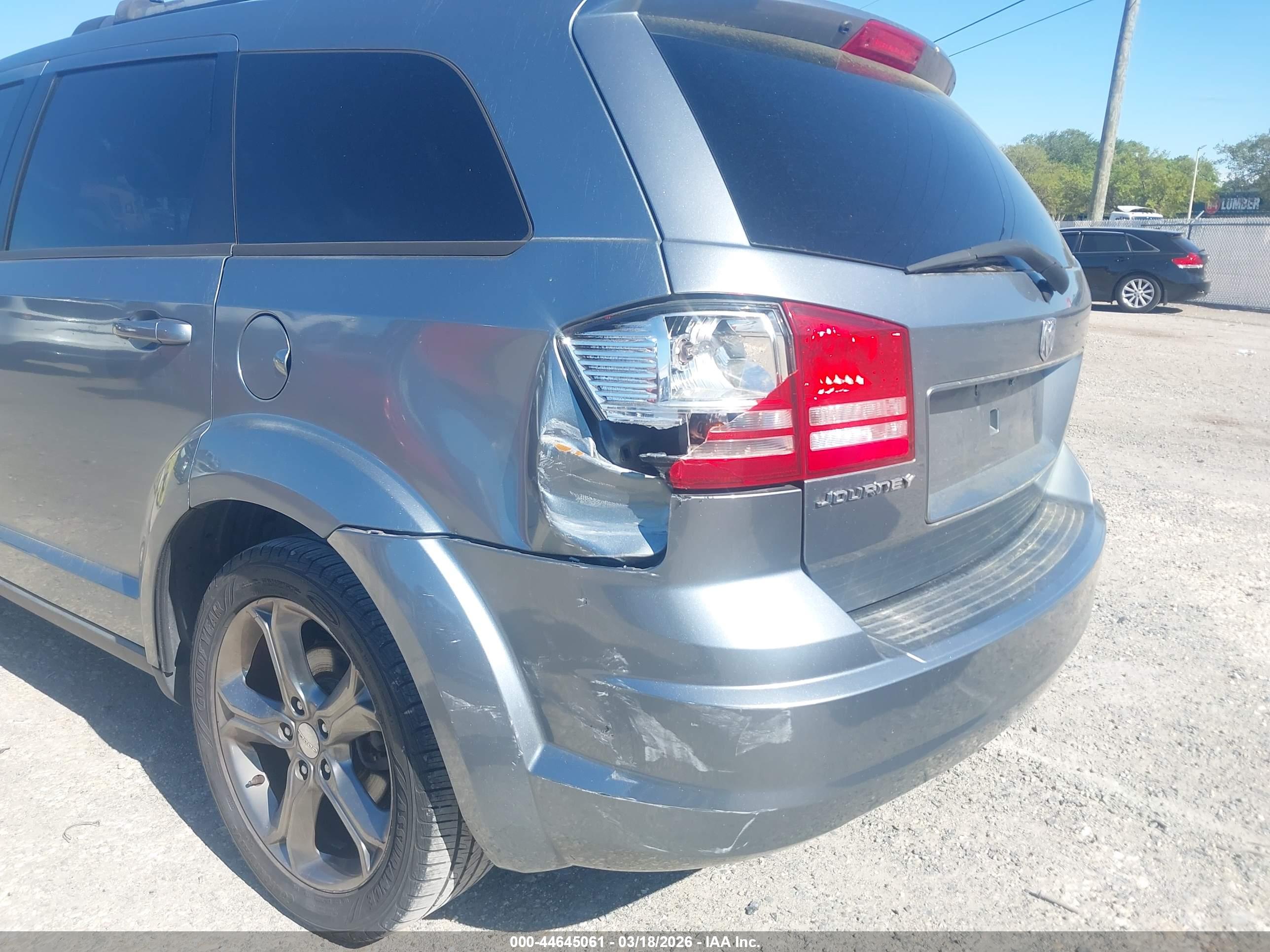 DODGE JOURNEY image 6